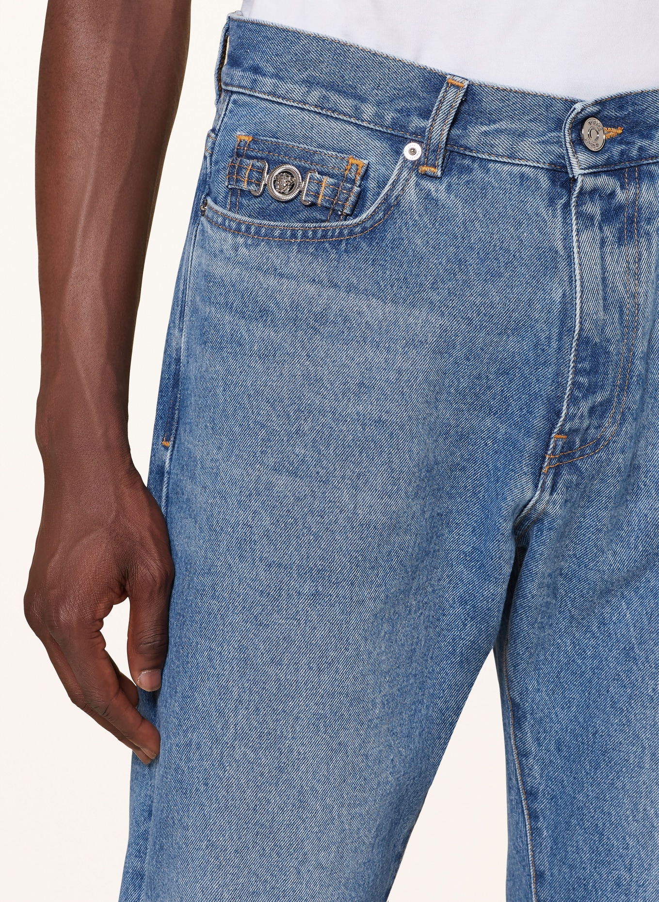 VERSACE Jeans regular fit, Color: 1D360 FADED LIGHT BLUE (Image 5)