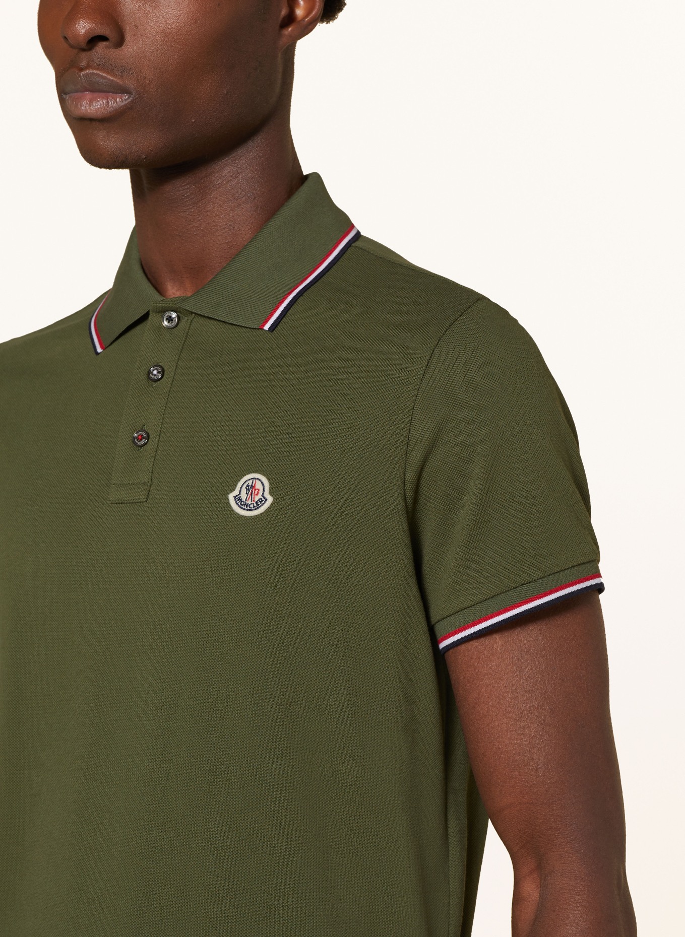 MONCLER Piqué-Poloshirt: OLIV