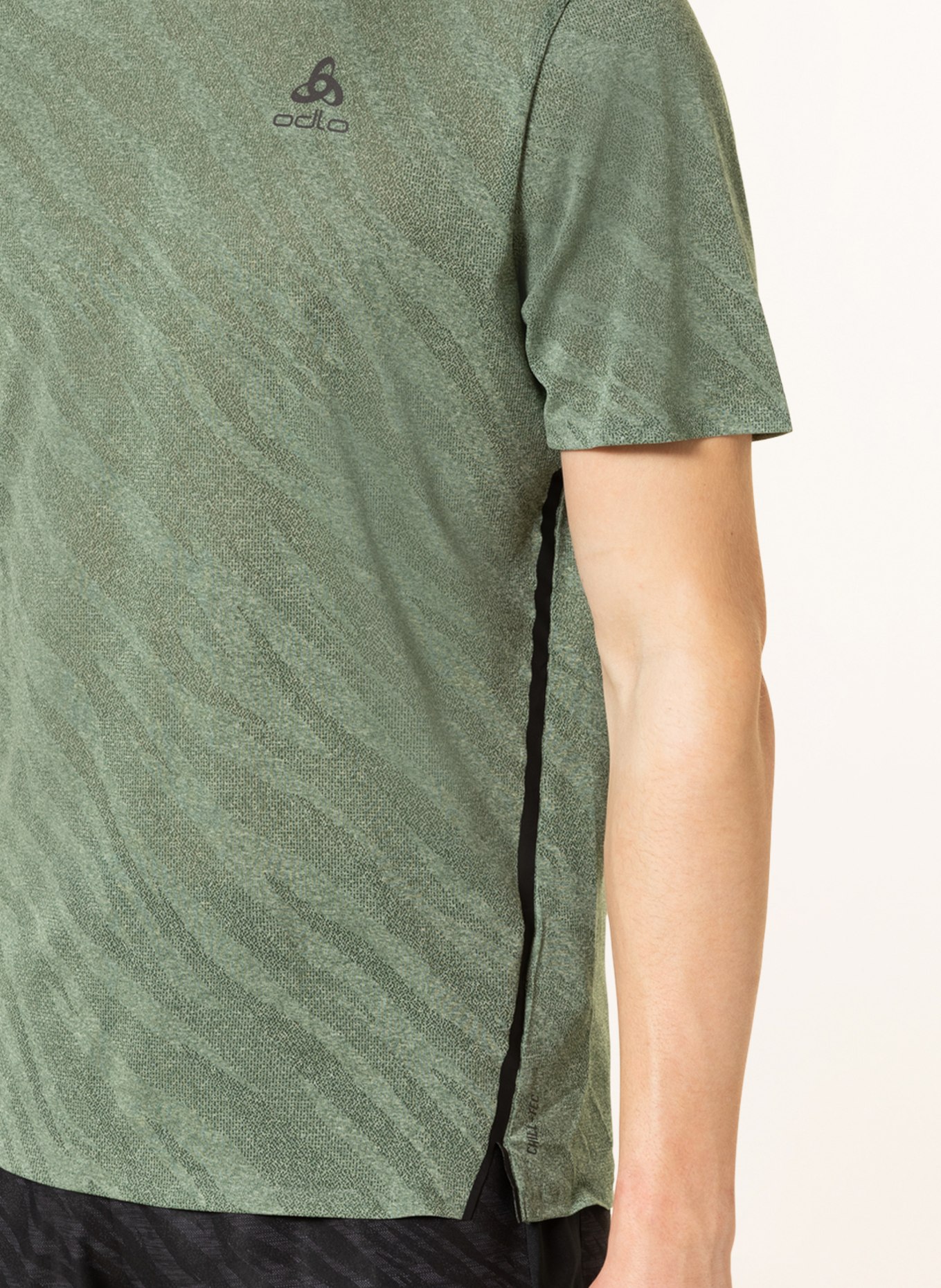 odlo Running shirt ZEROWEIGHT ENGINEERED CHILL-TEC made of mesh, Color: OLIVE (Image 4)