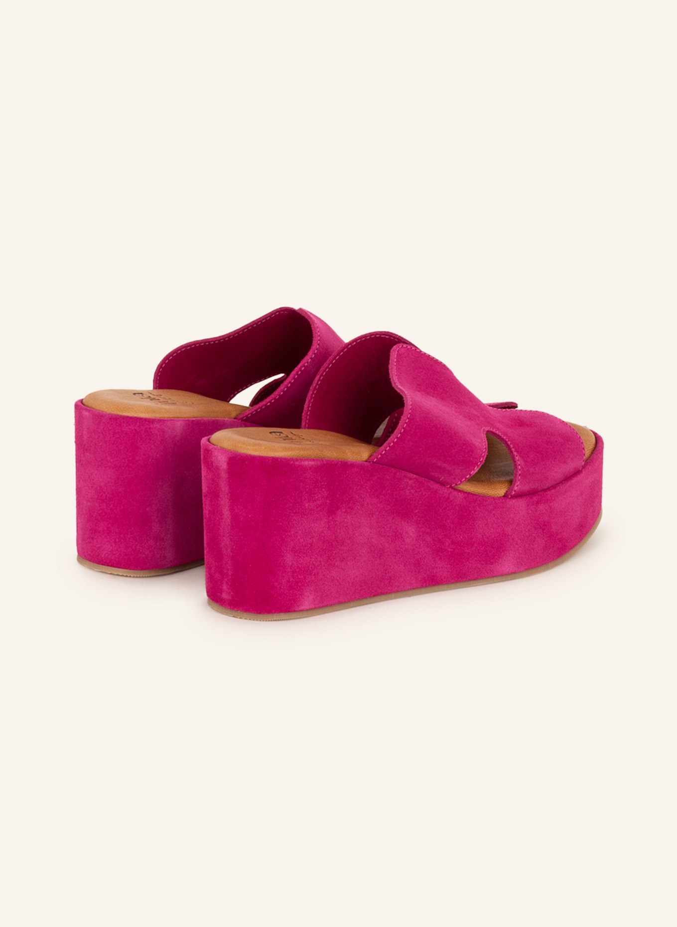 MIA Wedges
