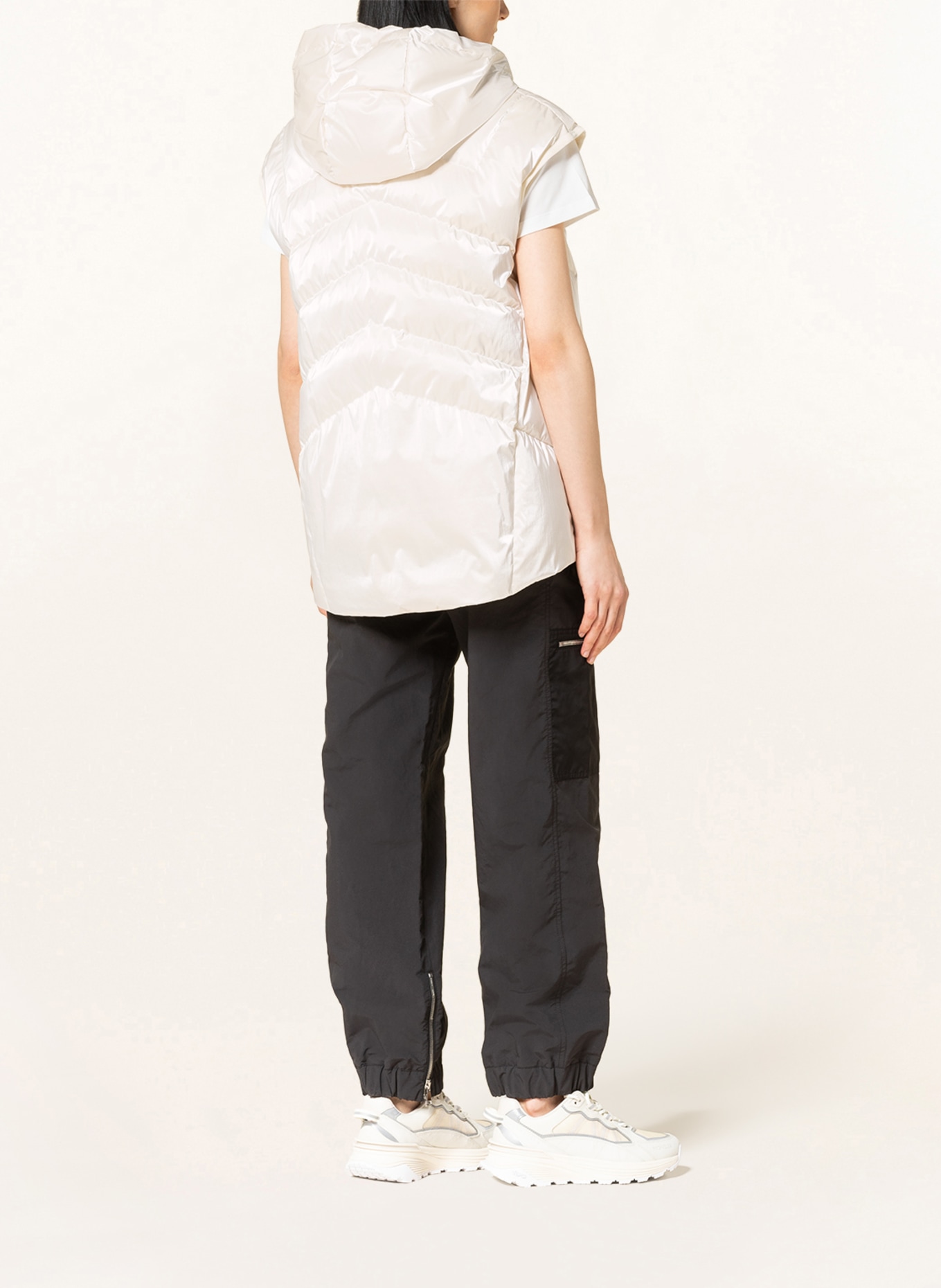 MONCLER Down vest PETETOZ, Color: WHITE (Image 3)