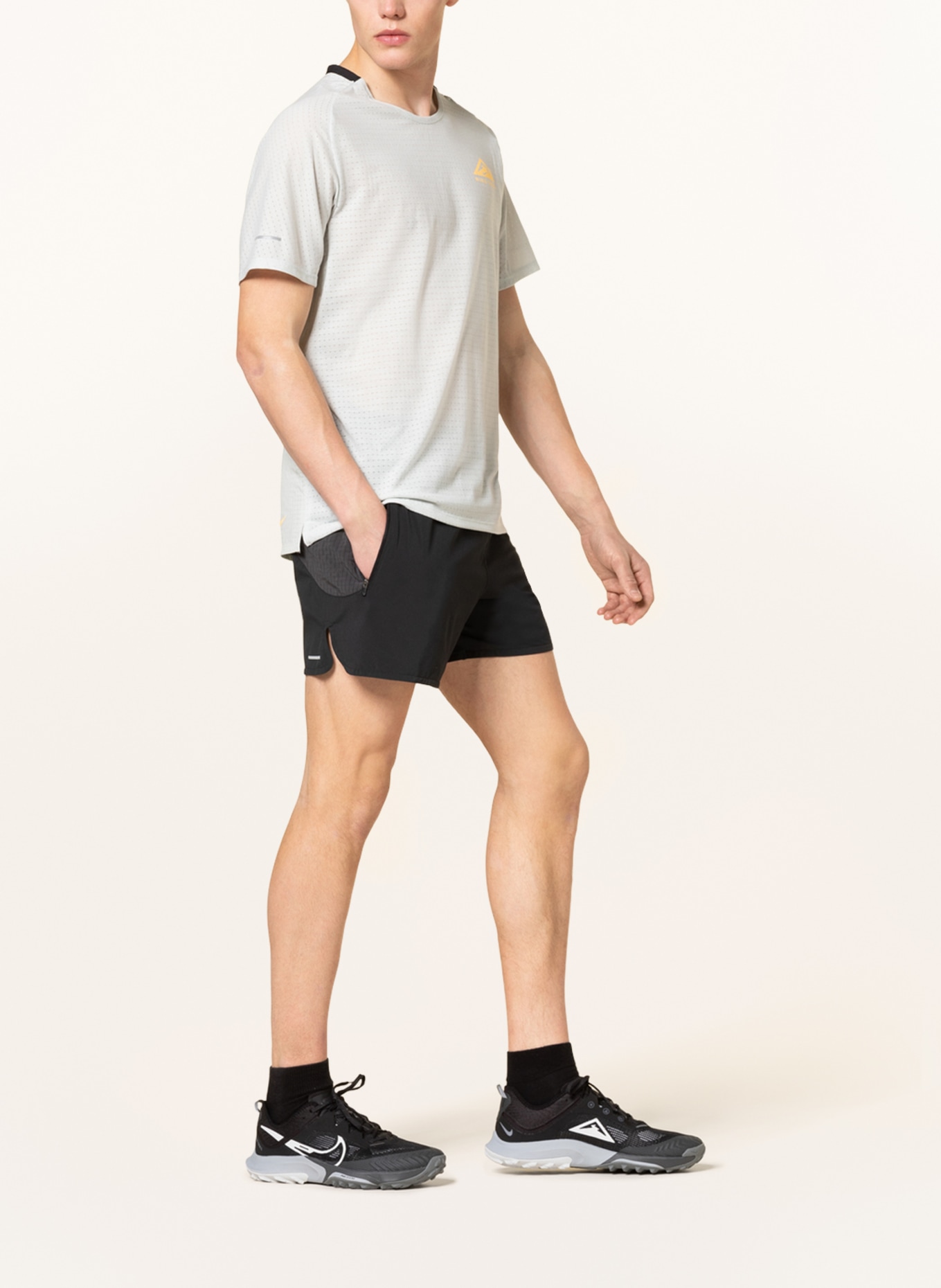 Nike 2-in-1 running shorts TRAIL SECOND SUNRISE, Color: BLACK (Image 4)