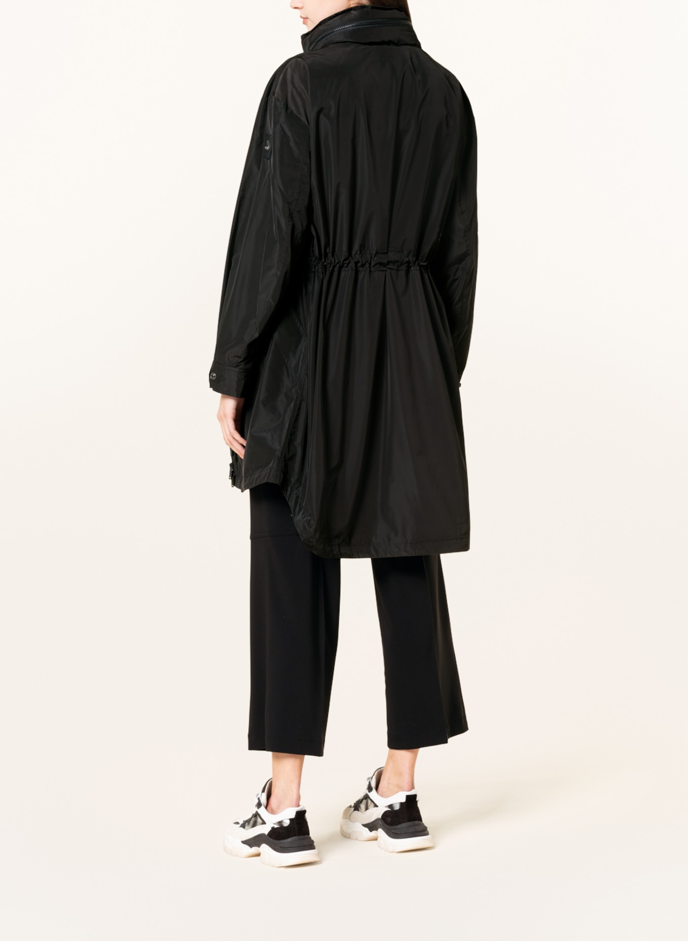 Moose knuckle raincoat top