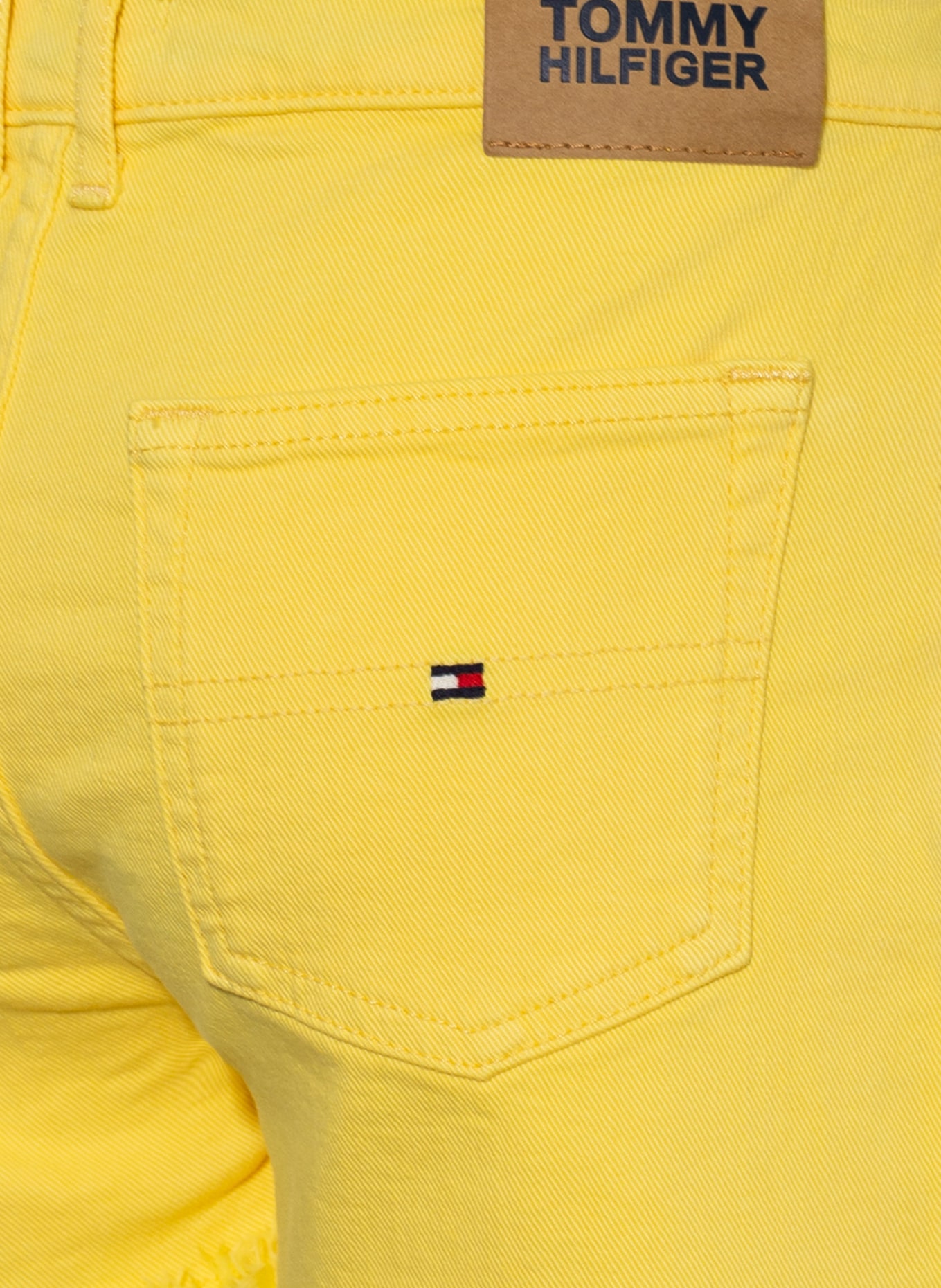 TOMMY HILFIGER Szorty jeansowe HARPER straight fit, Kolor: ŻÓŁTY (Obrazek 3)