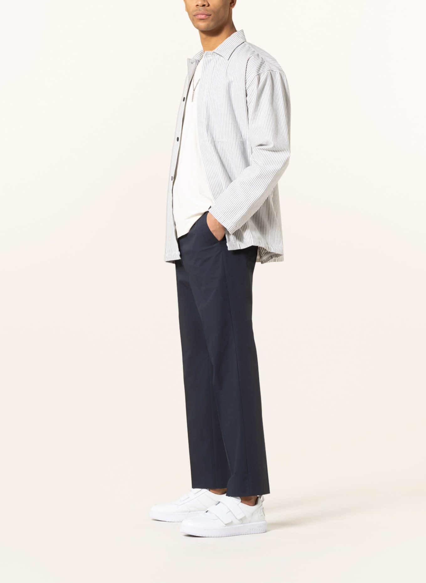 HUGO Spodnie HOWIE w stylu dresowym extra slim fit, Kolor: GRANATOWY (Obrazek 4)