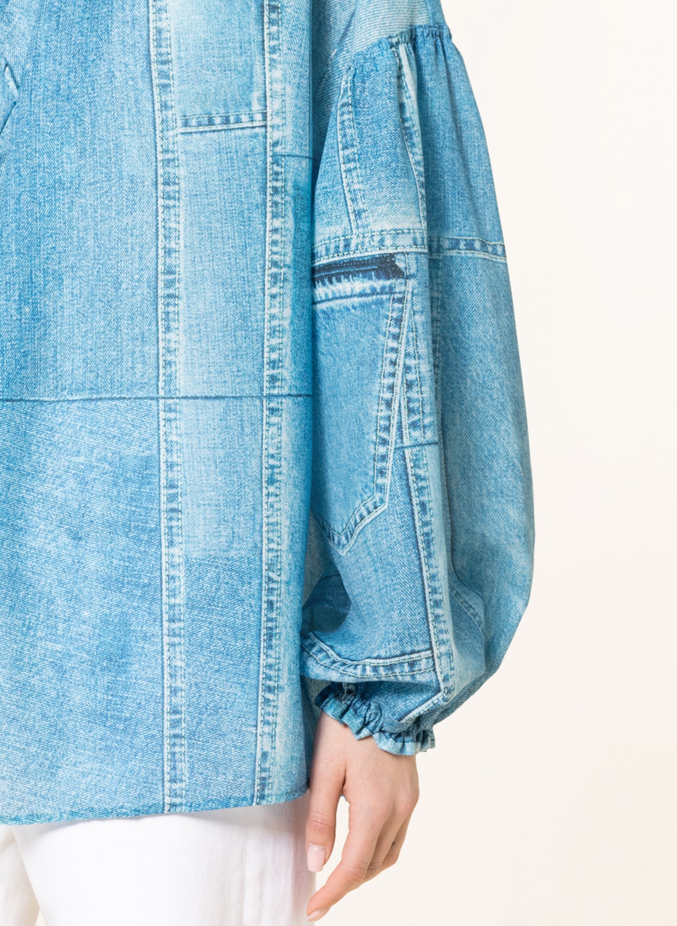 HUGO Bluzka oversized EMMALINE w stylu jeansowym, Kolor: NIEBIESKI (Obrazek 4)