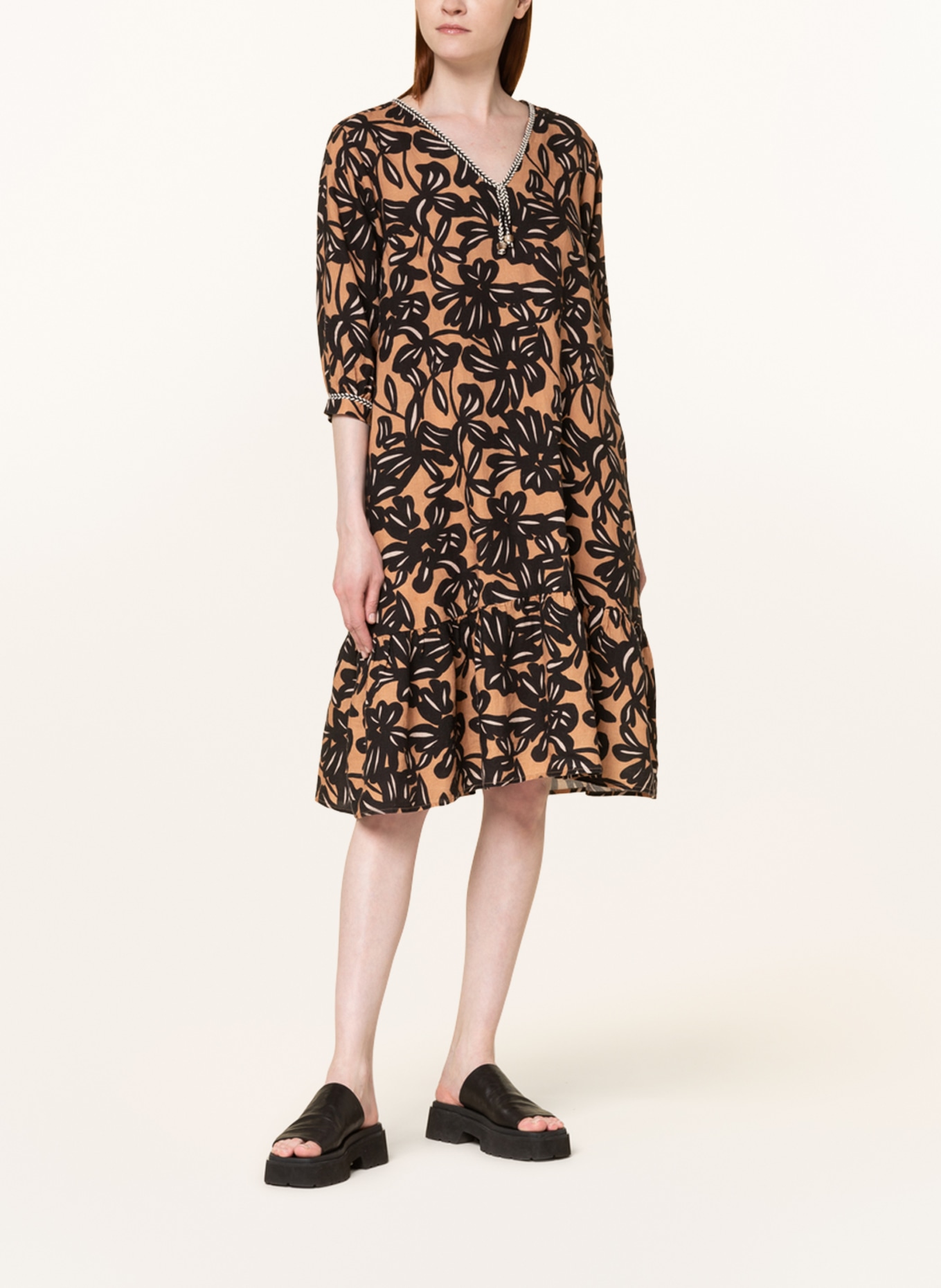darling harbour Linen dress with 3/4 sleeves, Color: LIGHT BROWN/ BLACK (Image 2)
