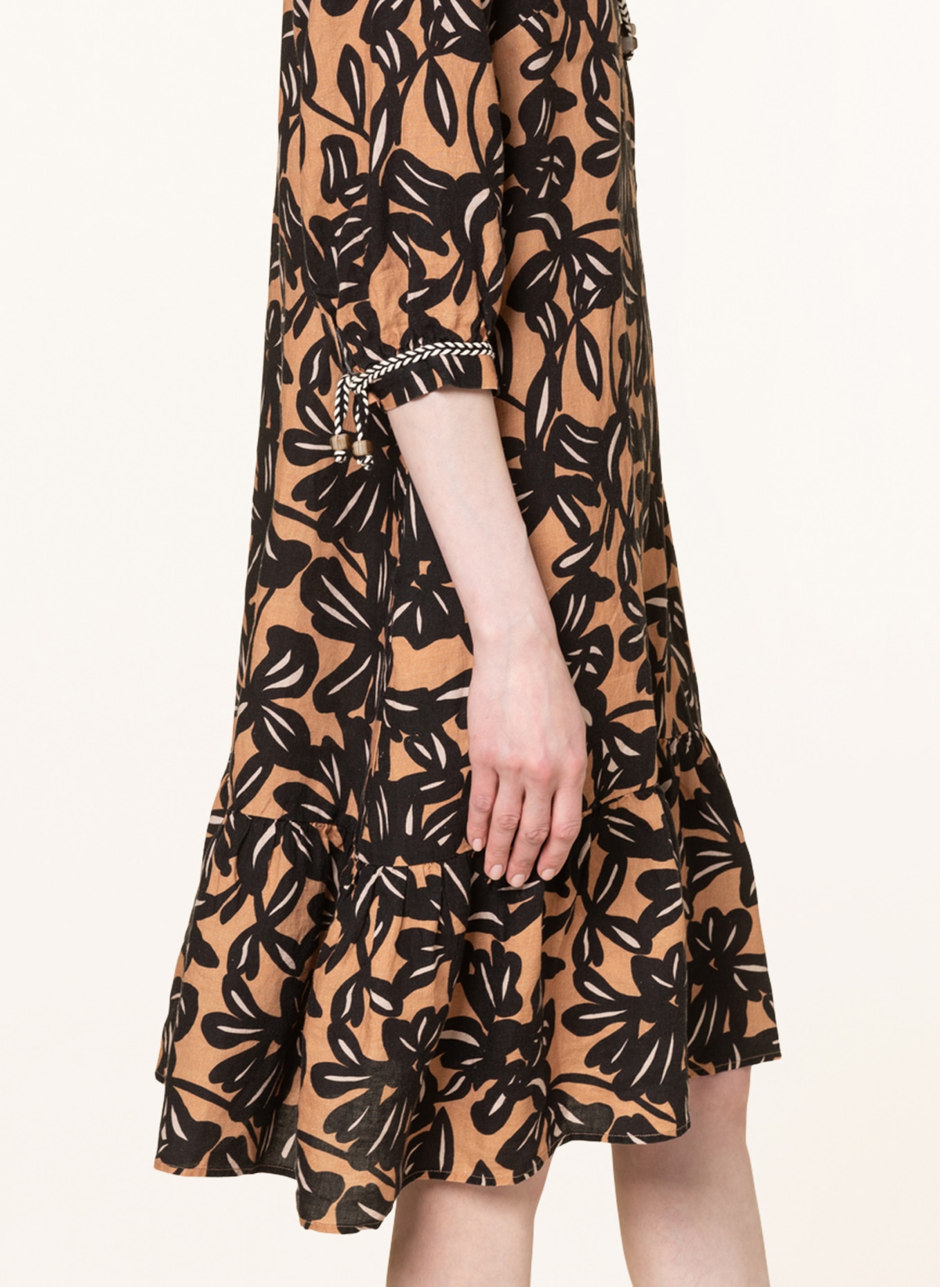 darling harbour Linen dress with 3/4 sleeves, Color: LIGHT BROWN/ BLACK (Image 4)