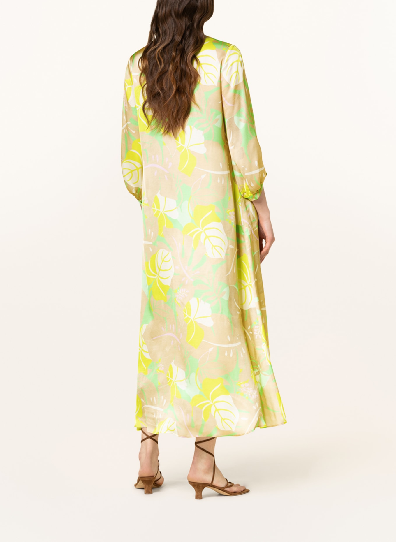 LOUIS and MIA Satin dress with 3/4 sleeves, Color: BEIGE/ LIGHT GREEN/ GREEN (Image 3)