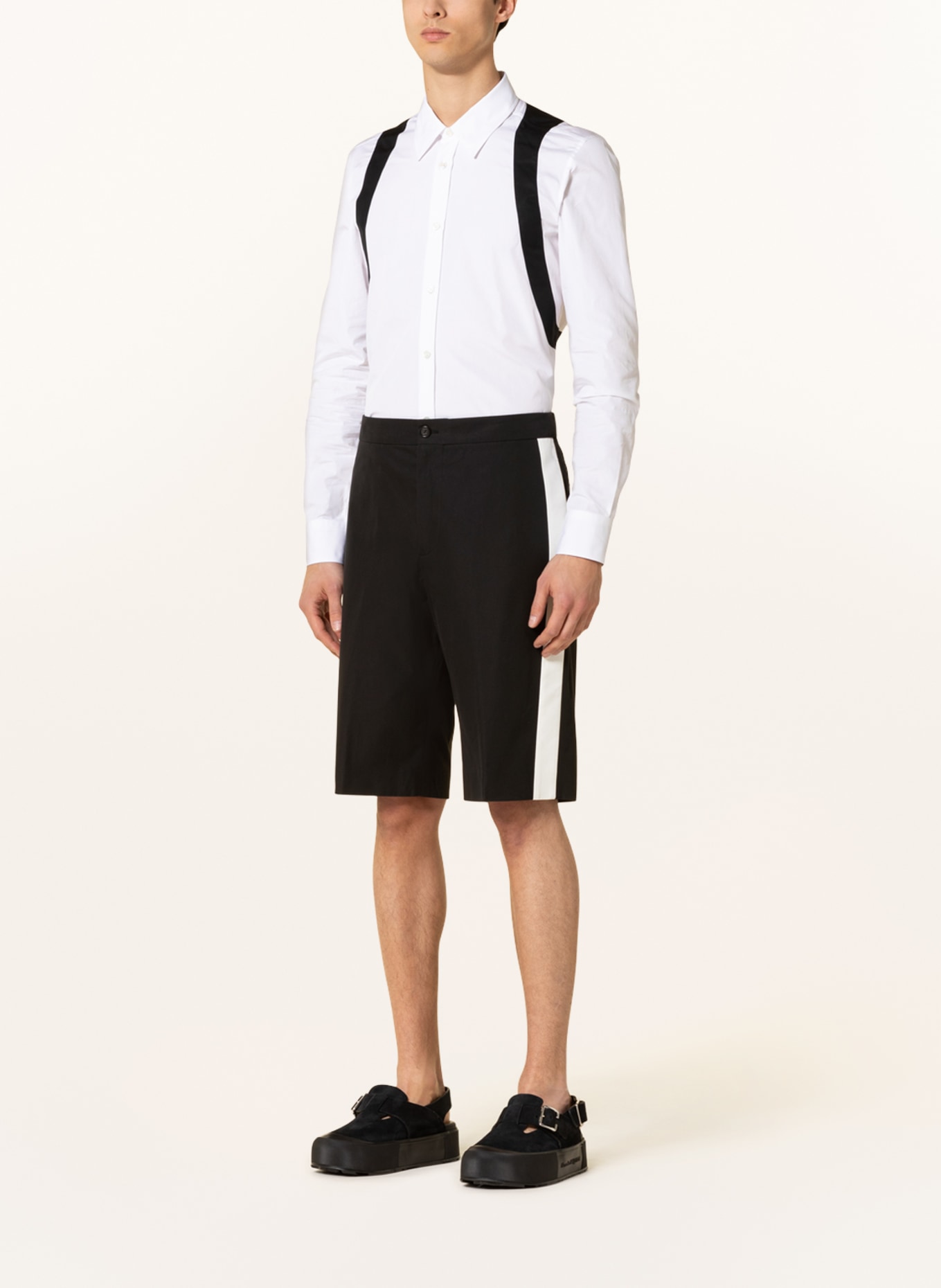 Alexander McQUEEN Shorts with tuxedo stripes, Color: BLACK/ WHITE (Image 3)