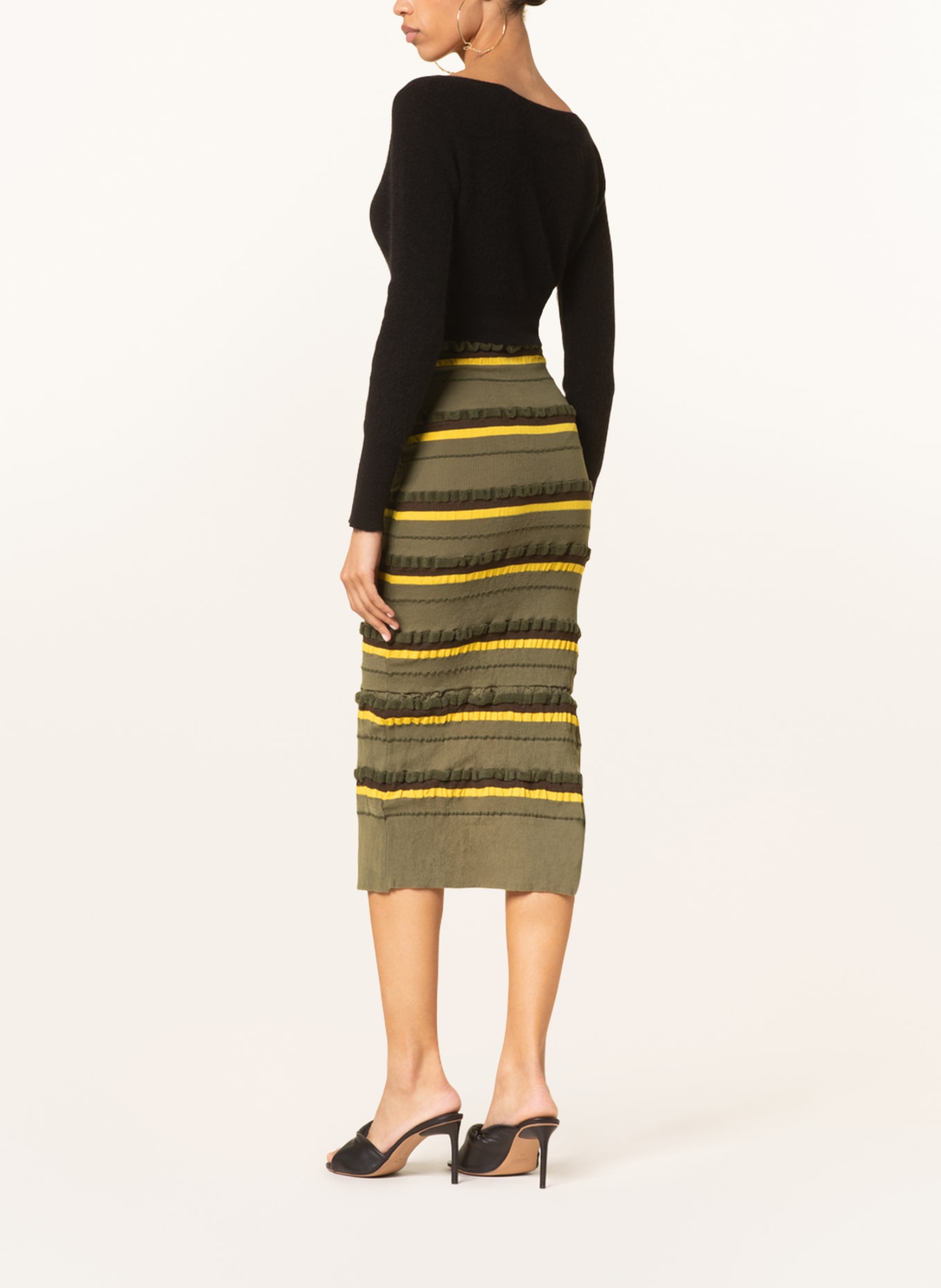 JACQUEMUS Skirt LA JUPE MAILLE CONCHA With cut-outs, Color: KHAKI/ DARK BROWN/ YELLOW (Image 3)