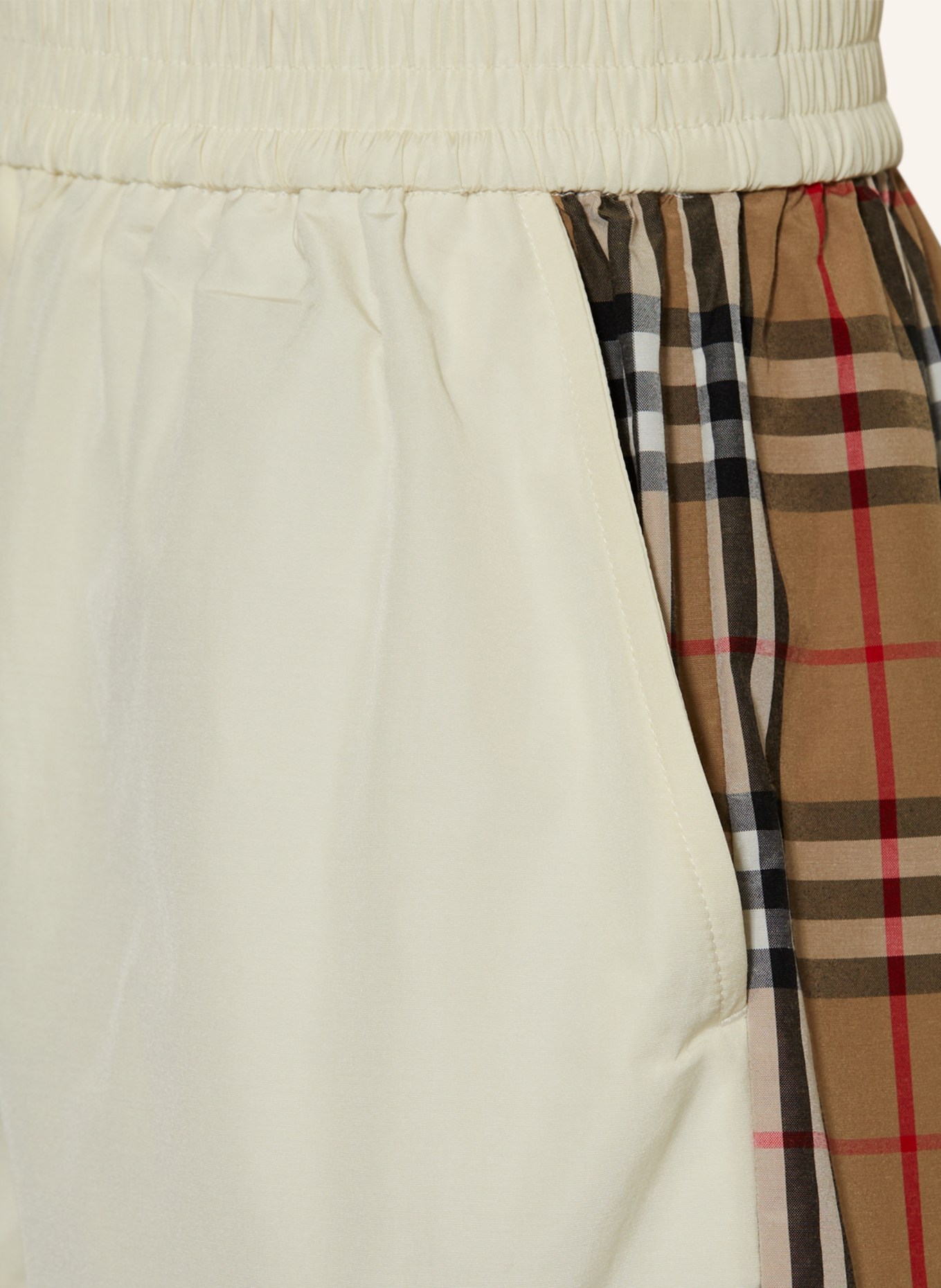 BURBERRY Shorts, Farbe: CREME/ BEIGE/ SCHWARZ (Bild 3)
