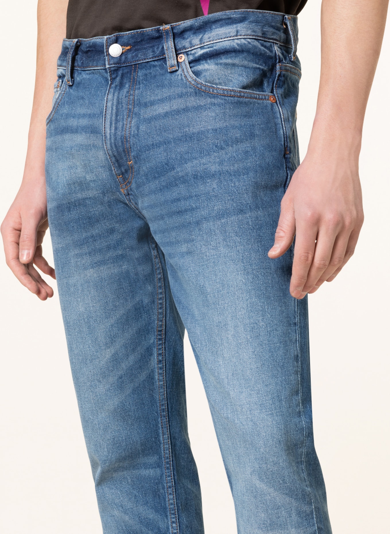WEEKDAY Jeans EASY Regular Straight Fit, Farbe: 75-101 Wave blue (Bild 5)
