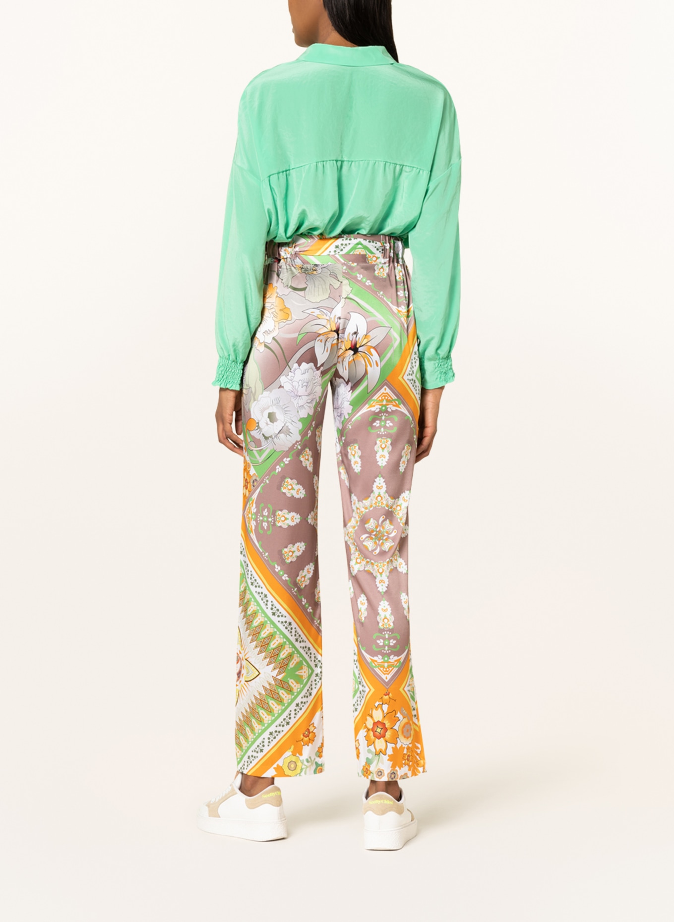 HERZEN'S ANGELEGENHEIT Wide leg trousers made of silk, Color: TAUPE/ LIGHT GREEN/ ORANGE (Image 3)
