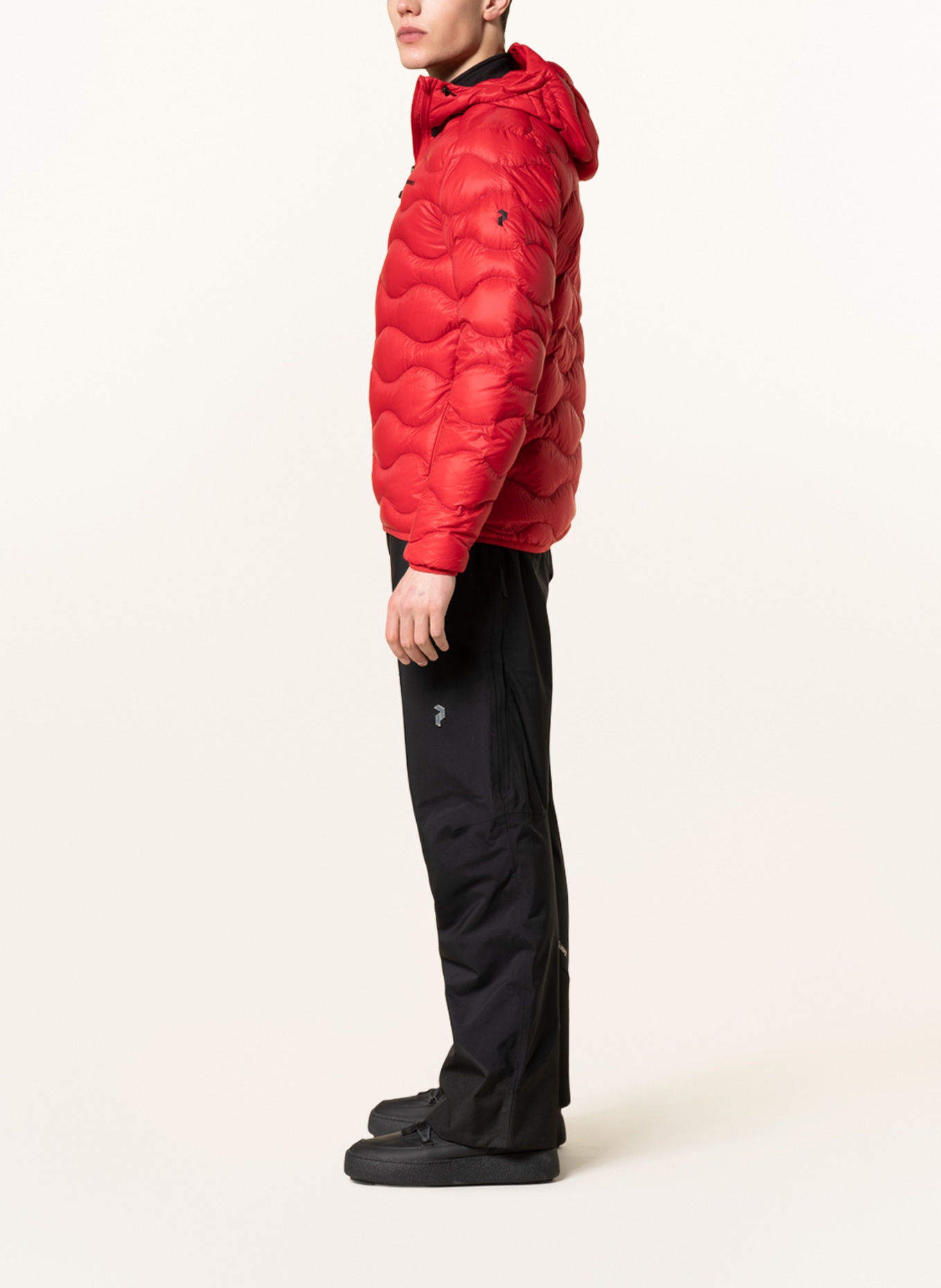 Peak Performance Lightweight down jacket HELIUM, Color: RED (Image 4)