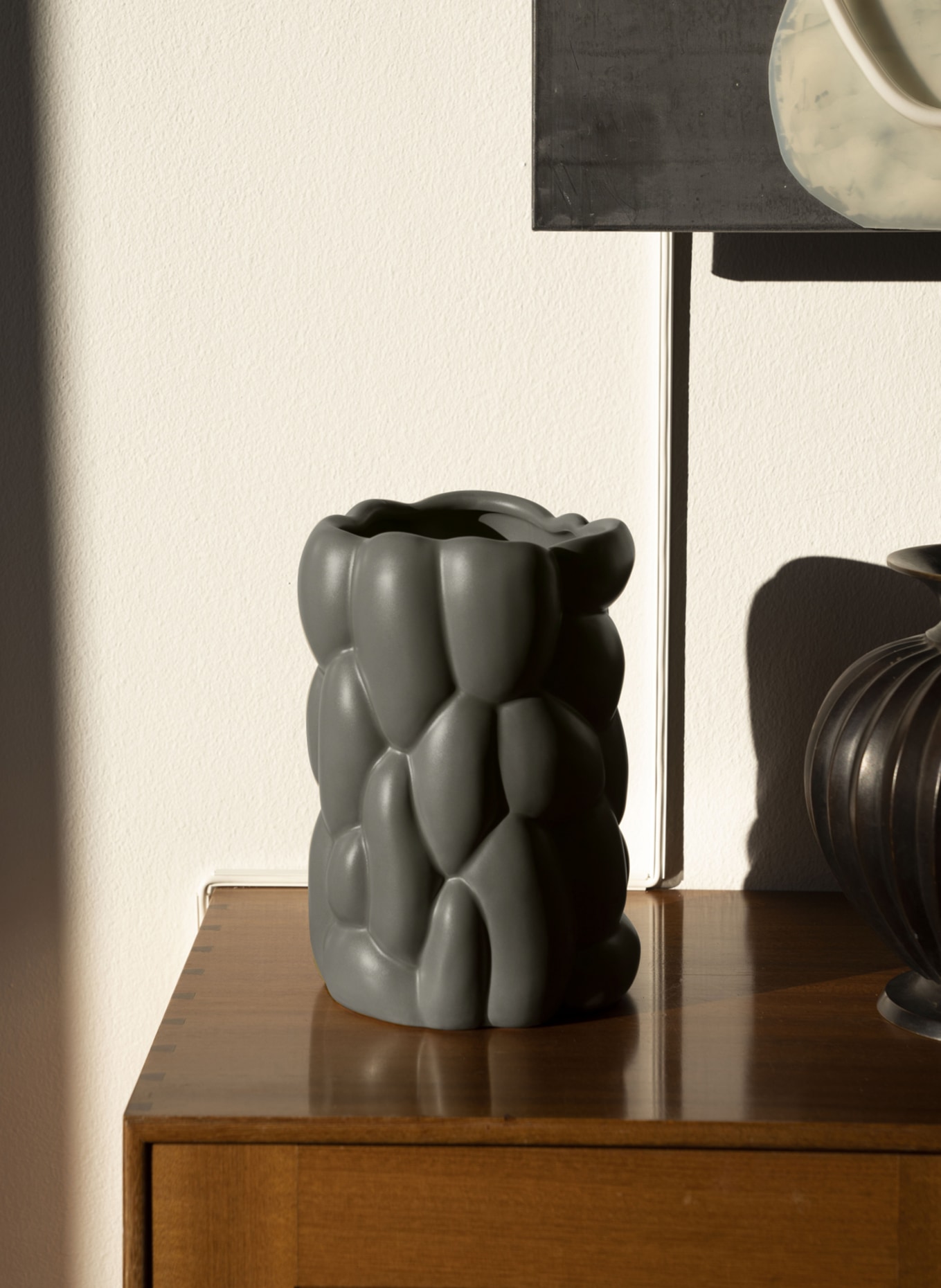 raawii Vase CLOUD LARGE: DUNKELGRÜN