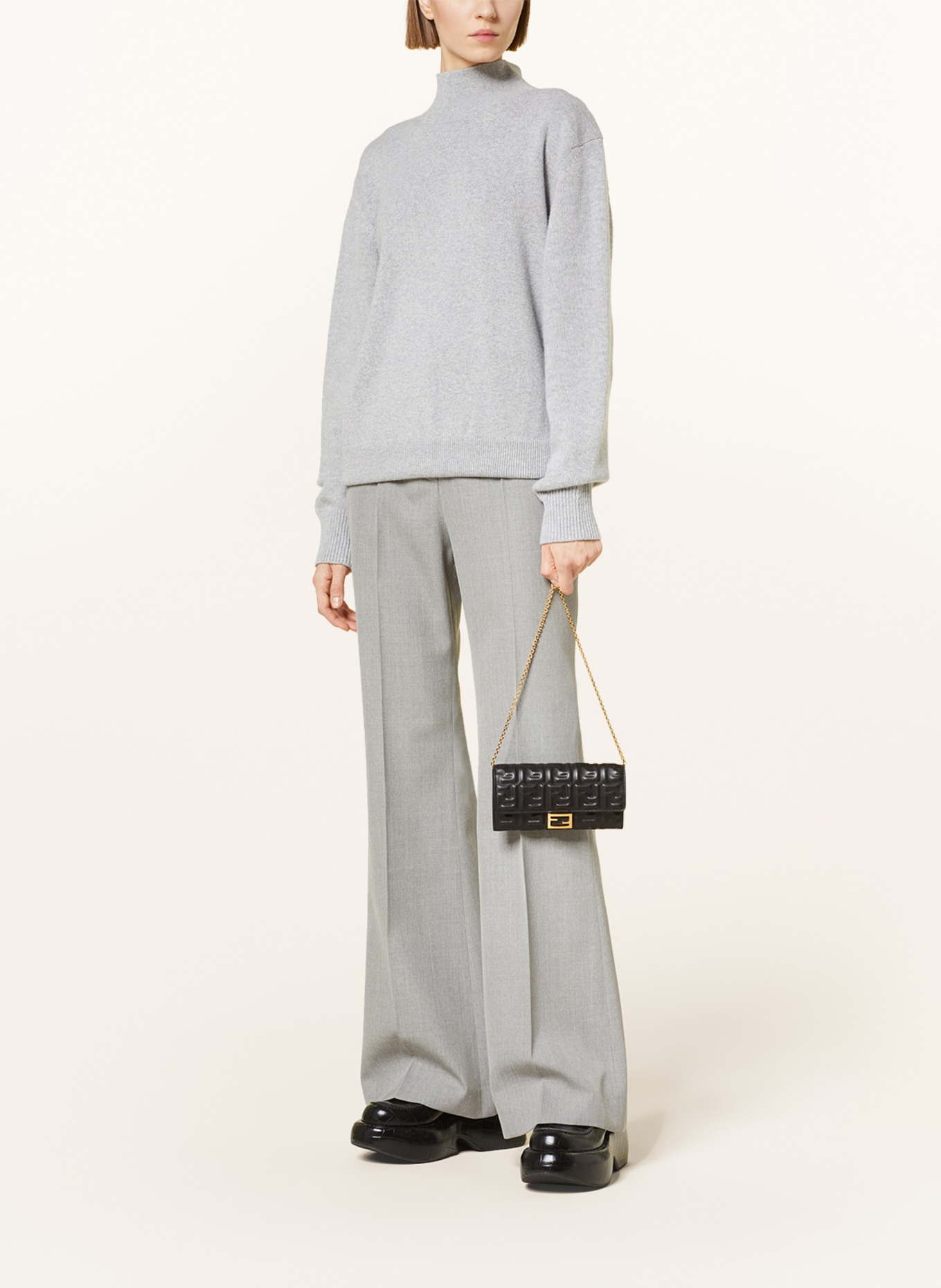 FENDI Geldbörse CONTINENT zum Umhängen: SCHWARZ