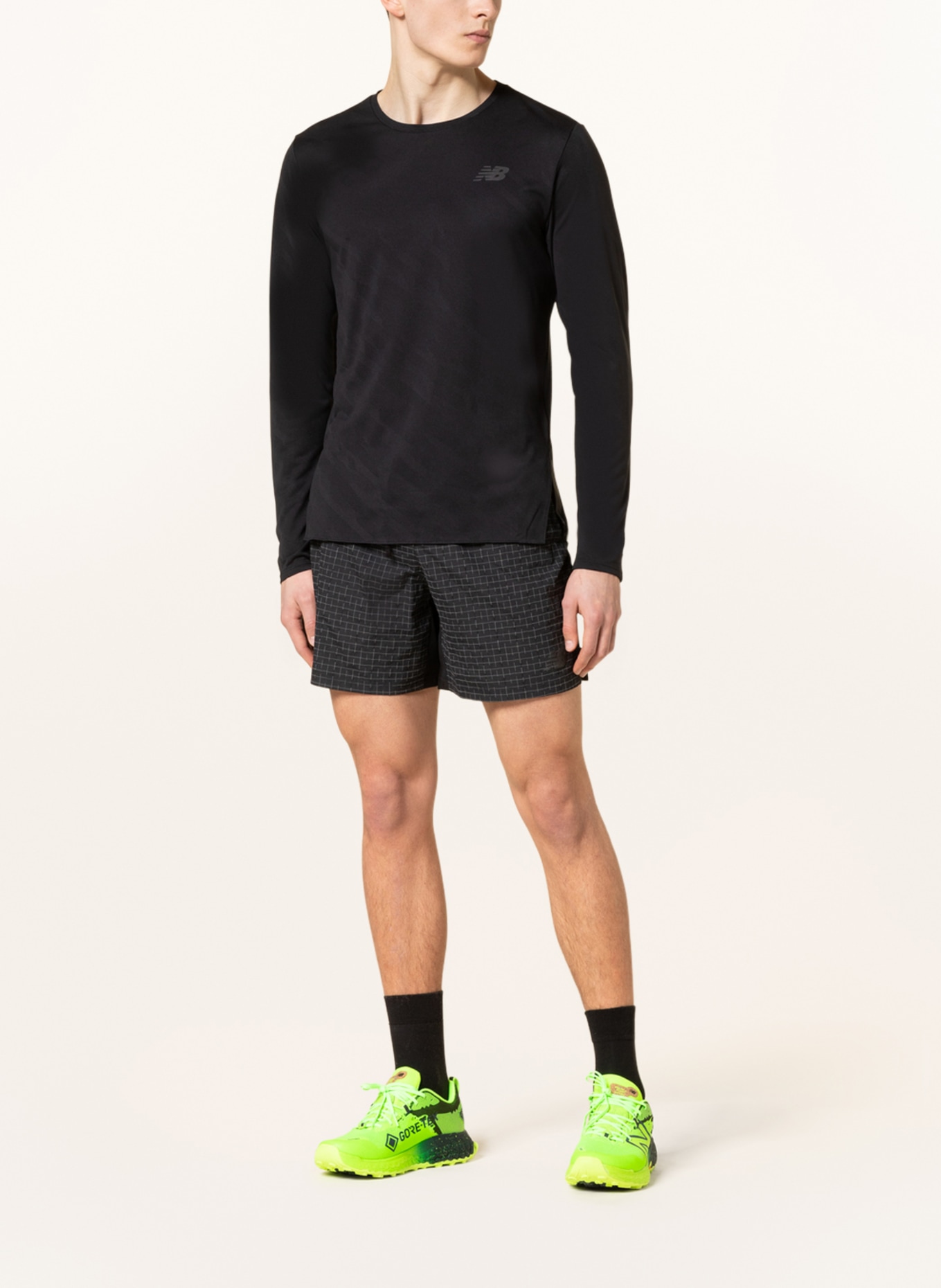 new balance Running shorts GRAPHIC IMPACT RUN LUMINOUS, Color: OLIVE/ BLACK (Image 2)