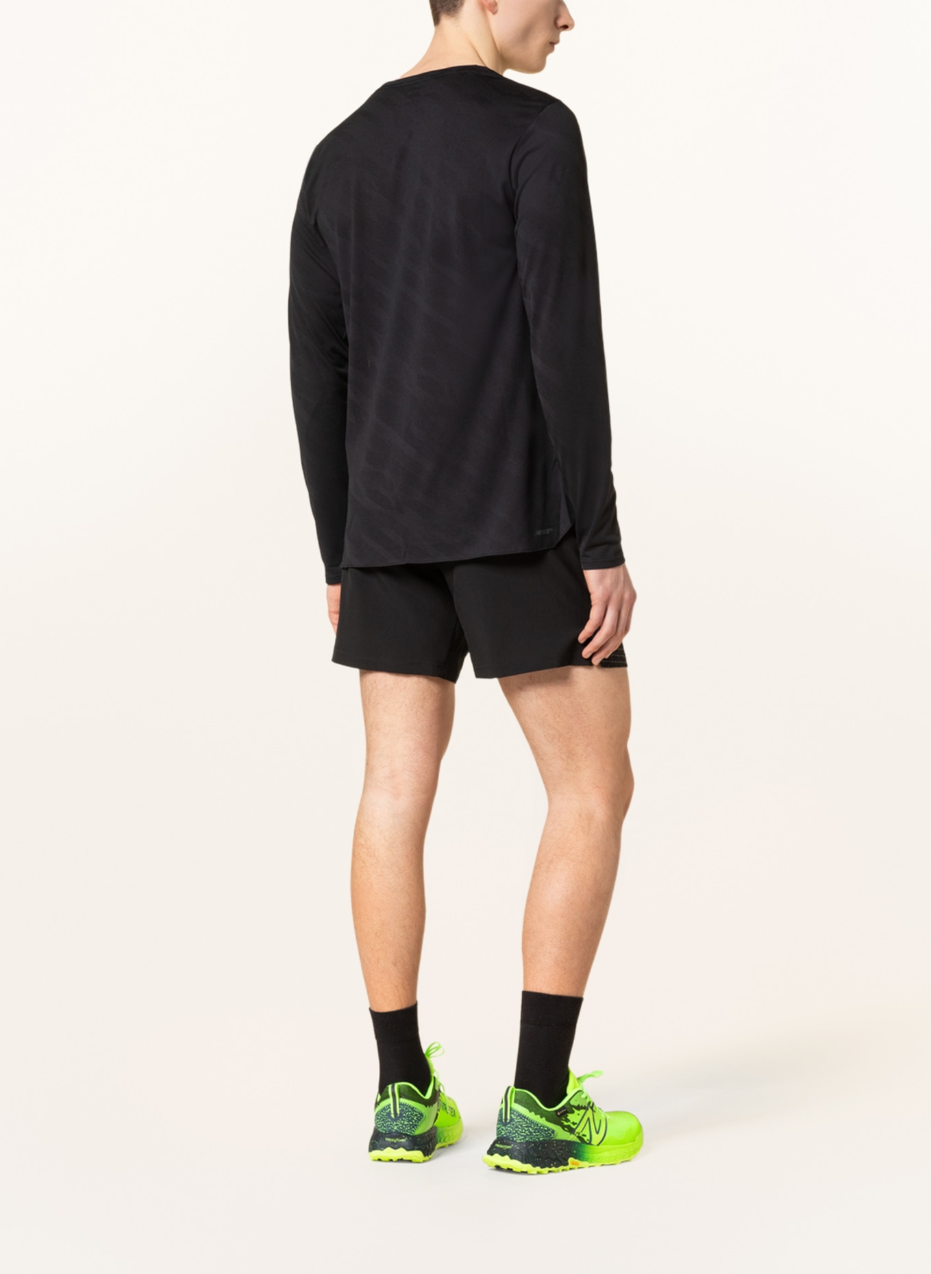 new balance Running shorts GRAPHIC IMPACT RUN LUMINOUS, Color: OLIVE/ BLACK (Image 3)