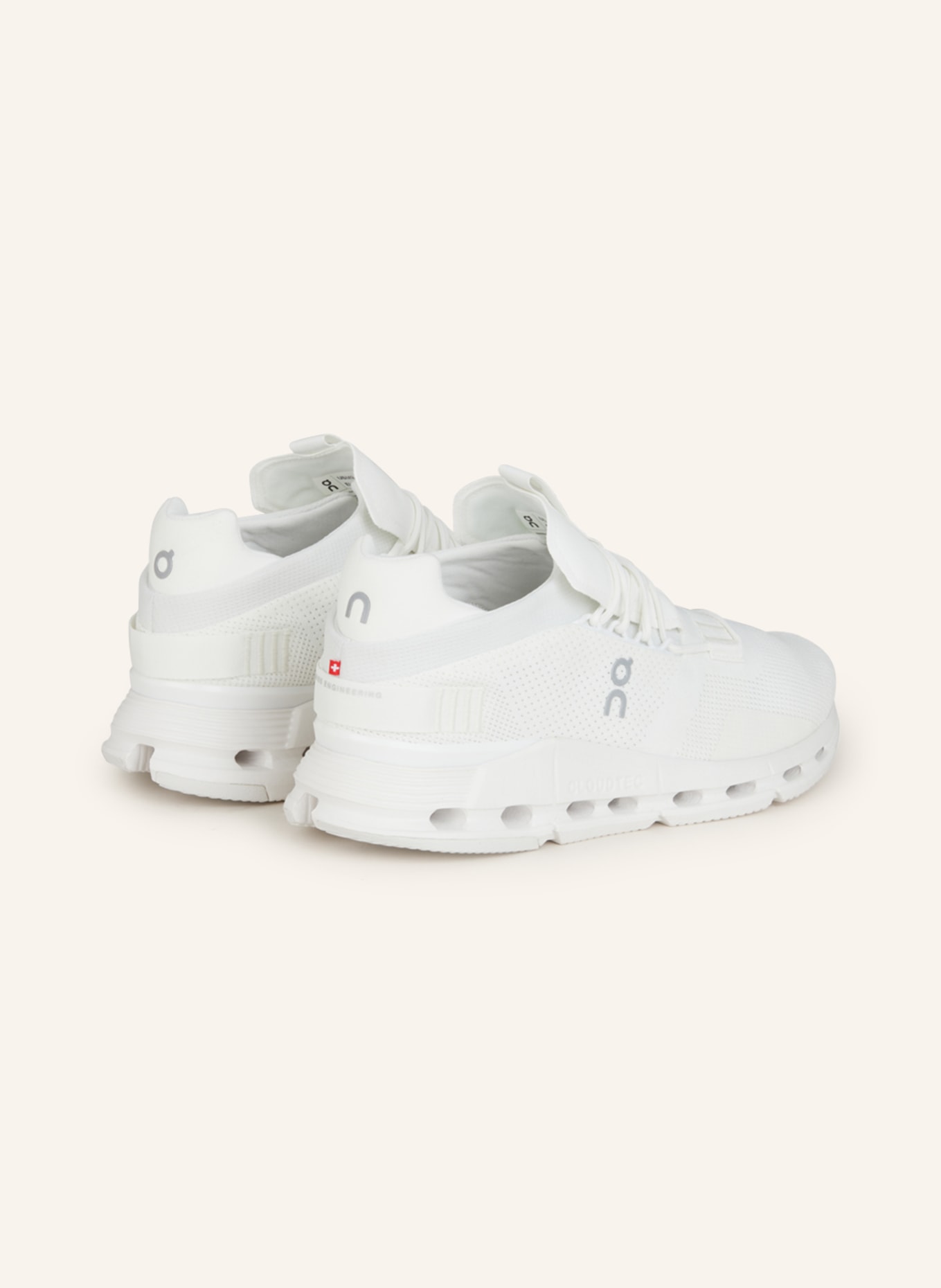 On Sneakers CLOUDNOVA UNDYED, Color: WHITE (Image 2)