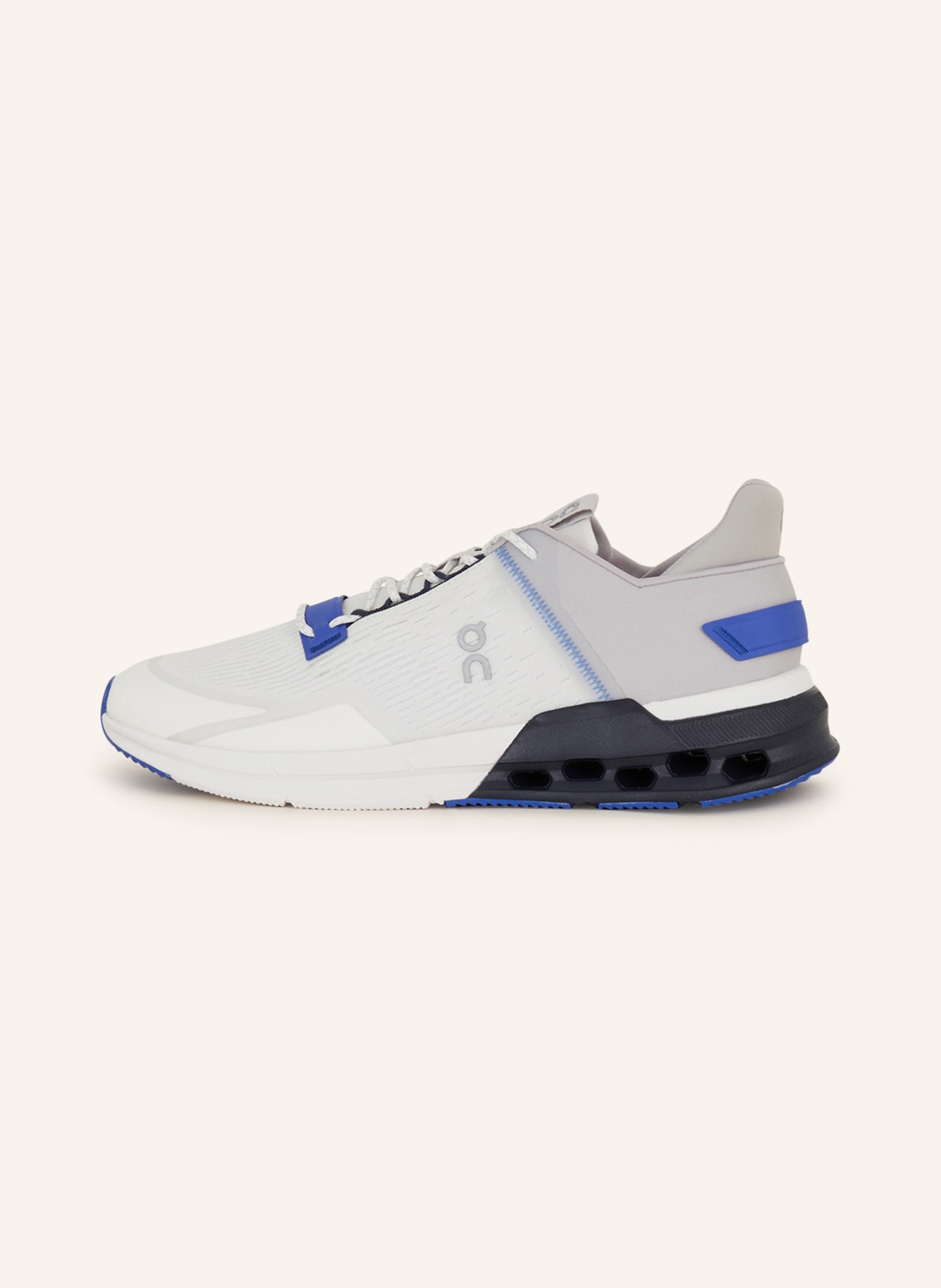 On Sneakers CLOUDNOVA UNDYED, Color: WHITE/ LIGHT GRAY/ BLUE (Image 4)