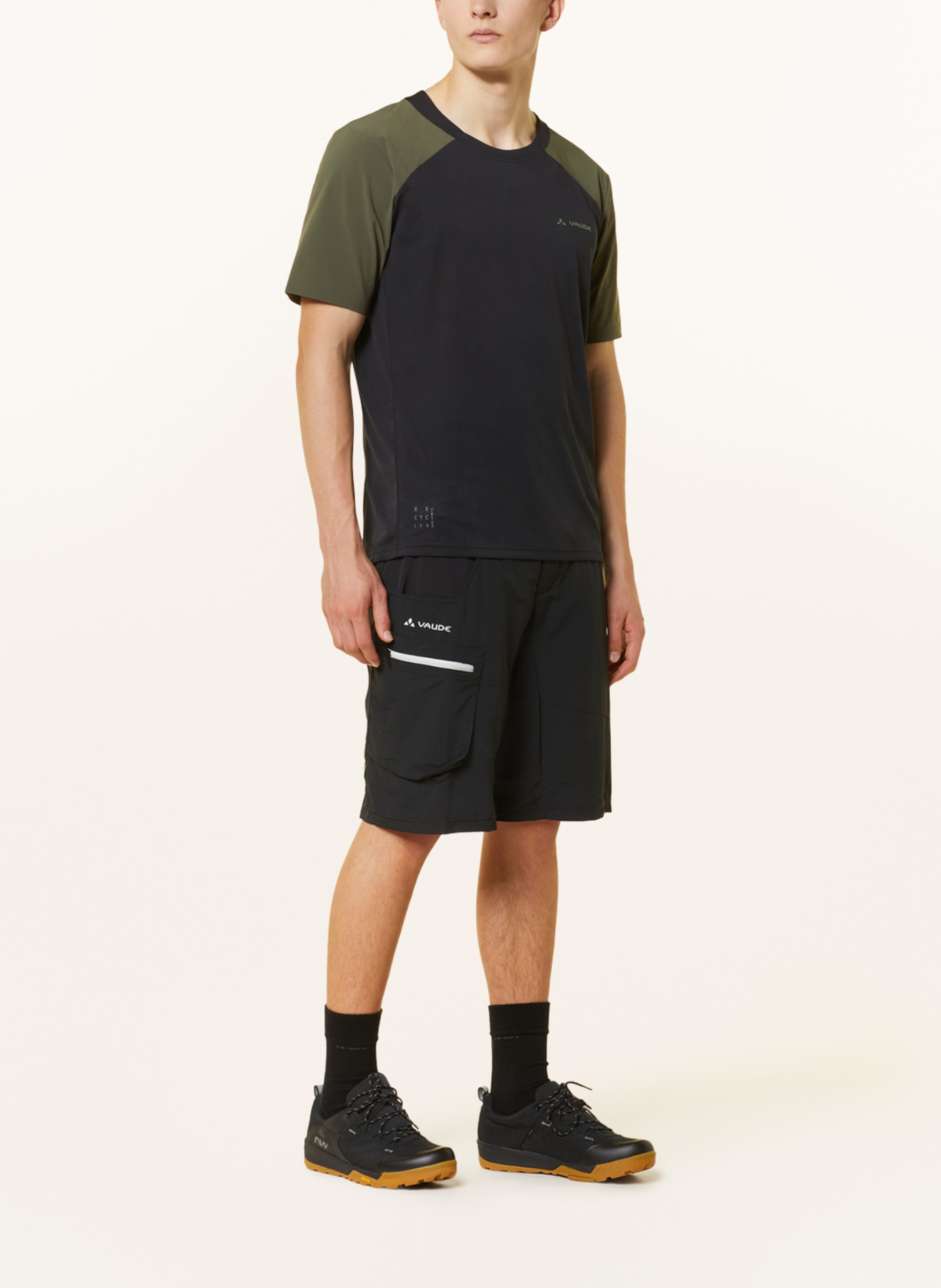 VAUDE Cycling shorts QIMSA with padded inner shorts, Color: BLACK (Image 2)