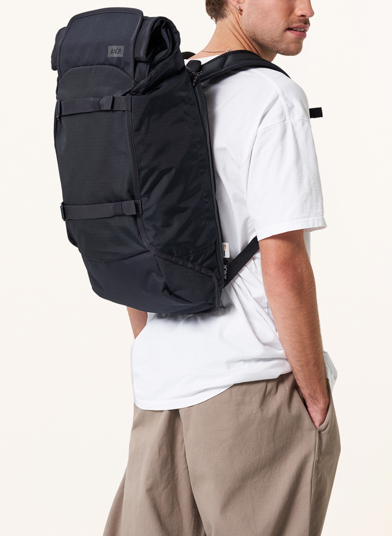 AEVOR Backpack TRIP PACK 26 l with laptop compartment, Color: DARK BLUE (Image 7)