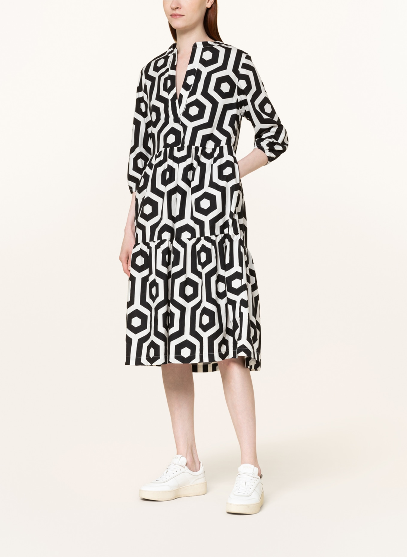 FYNCH-HATTON Dress with 3/4 sleeves in black/ white