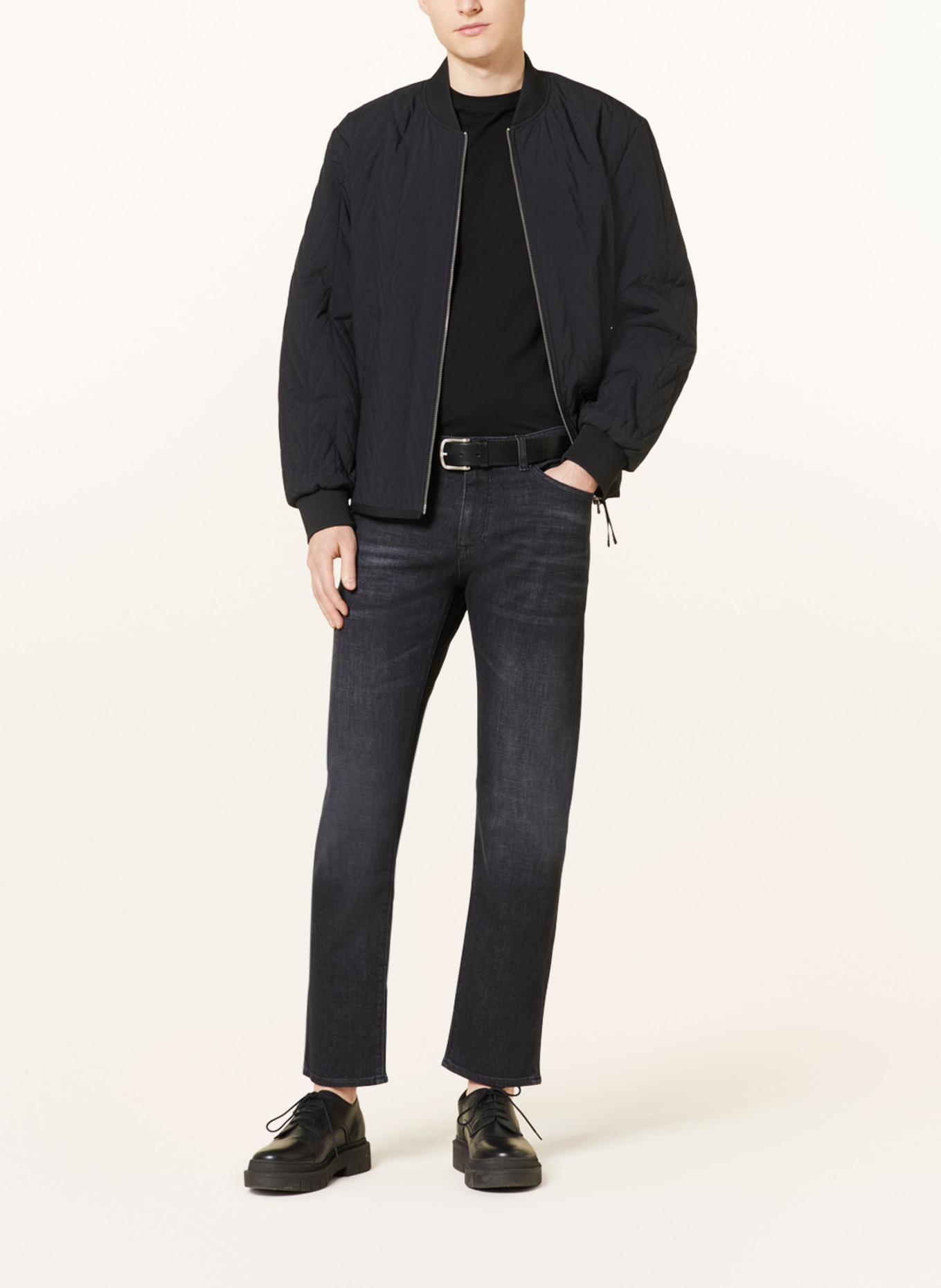 BOSS Jeans MAINE Regular Fit in 031 medium grey