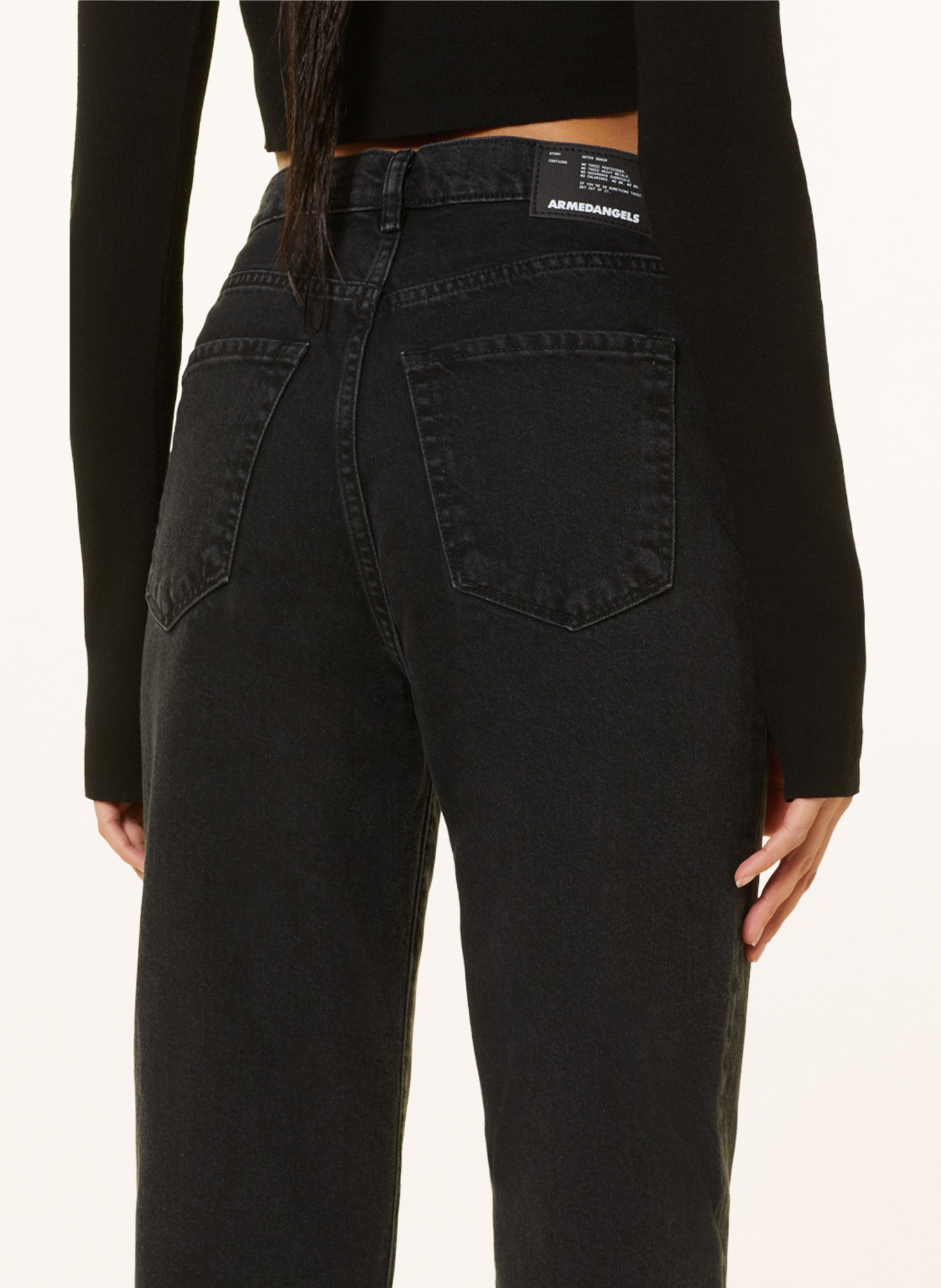 ARMEDANGELS Mom Jeans MAIRAA, Farbe: 2273 ebony black (Bild 5)