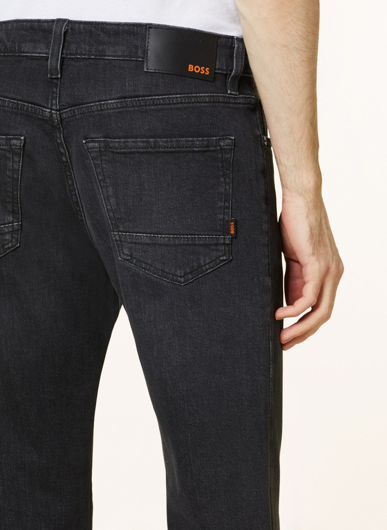 BOSS Jeans MAINE Regular Fit, Farbe: 016 CHARCOAL (Bild 6)
