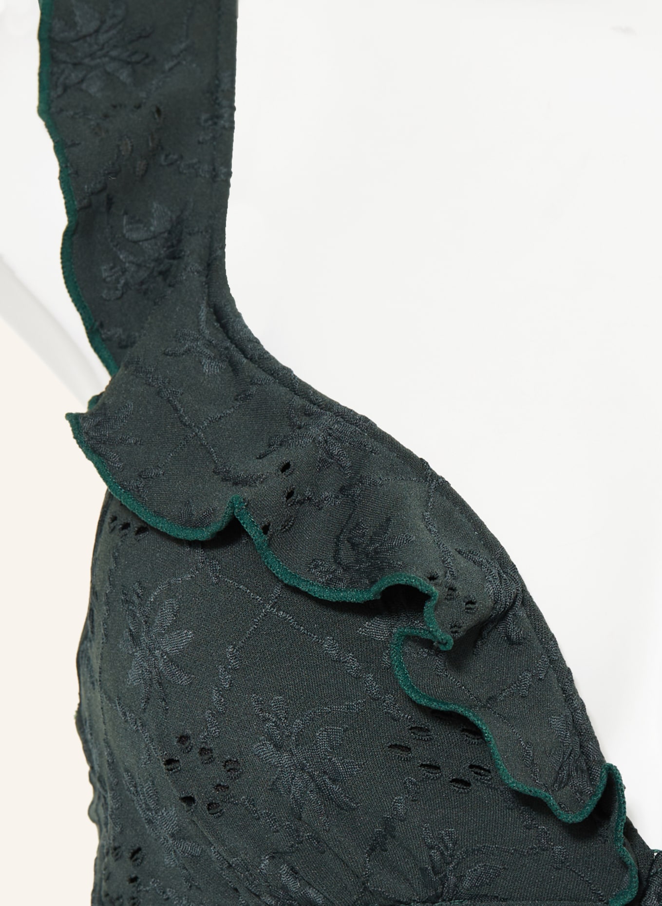 BEACHLIFE Underwired bikini top BLACK EMBROIDERY, Color: DARK GREEN (Image 5)