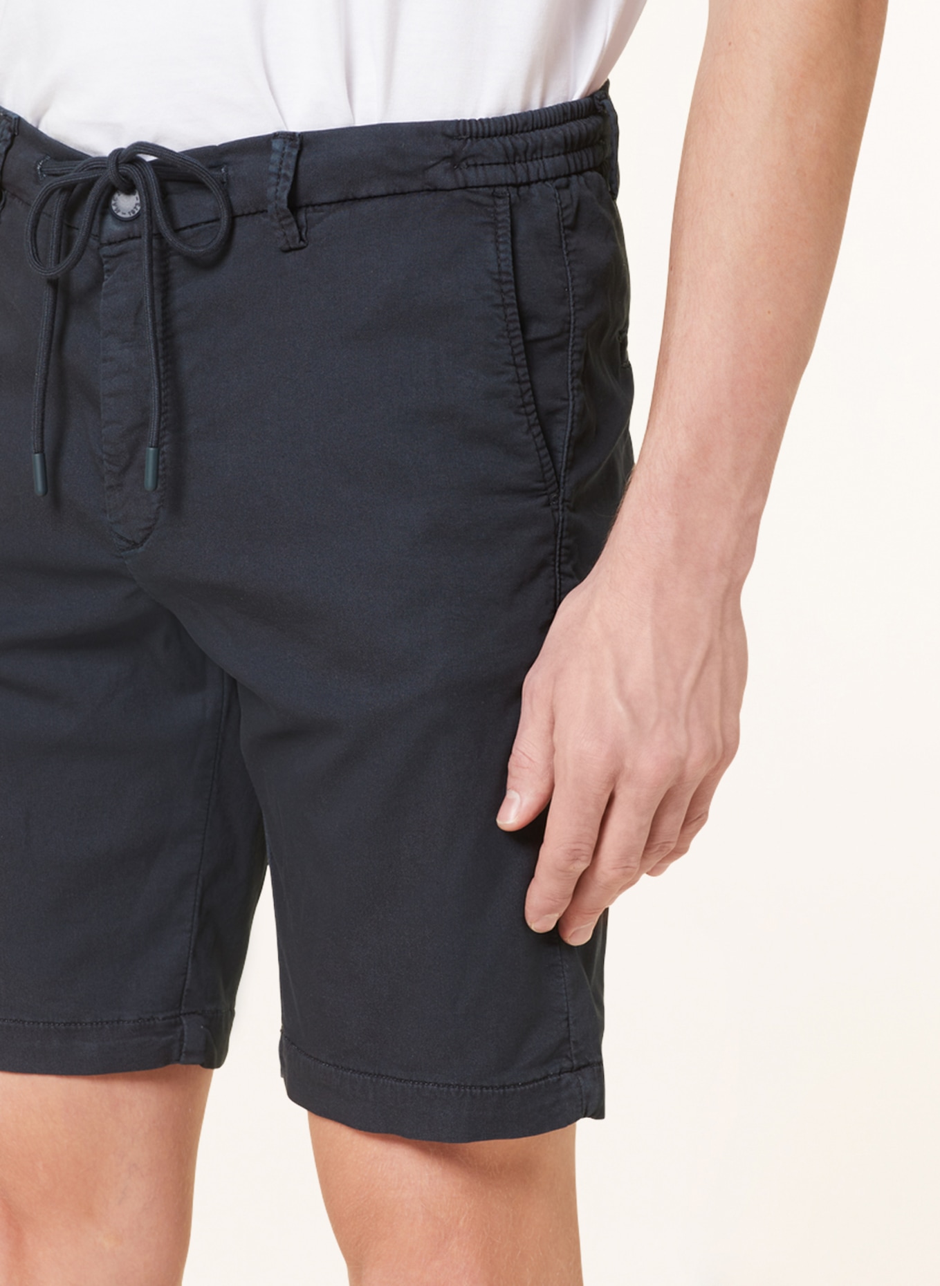 MAC Chino šortky JOG´N SHORT: TMAVĚ MODRÁ