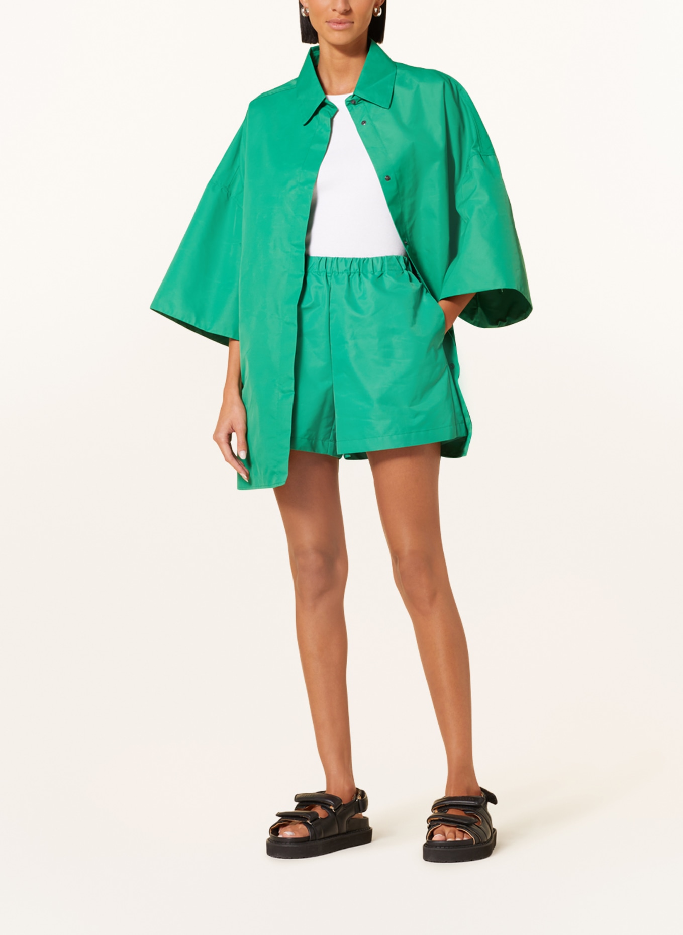 SoSUE Shorts, Color: GREEN (Image 2)