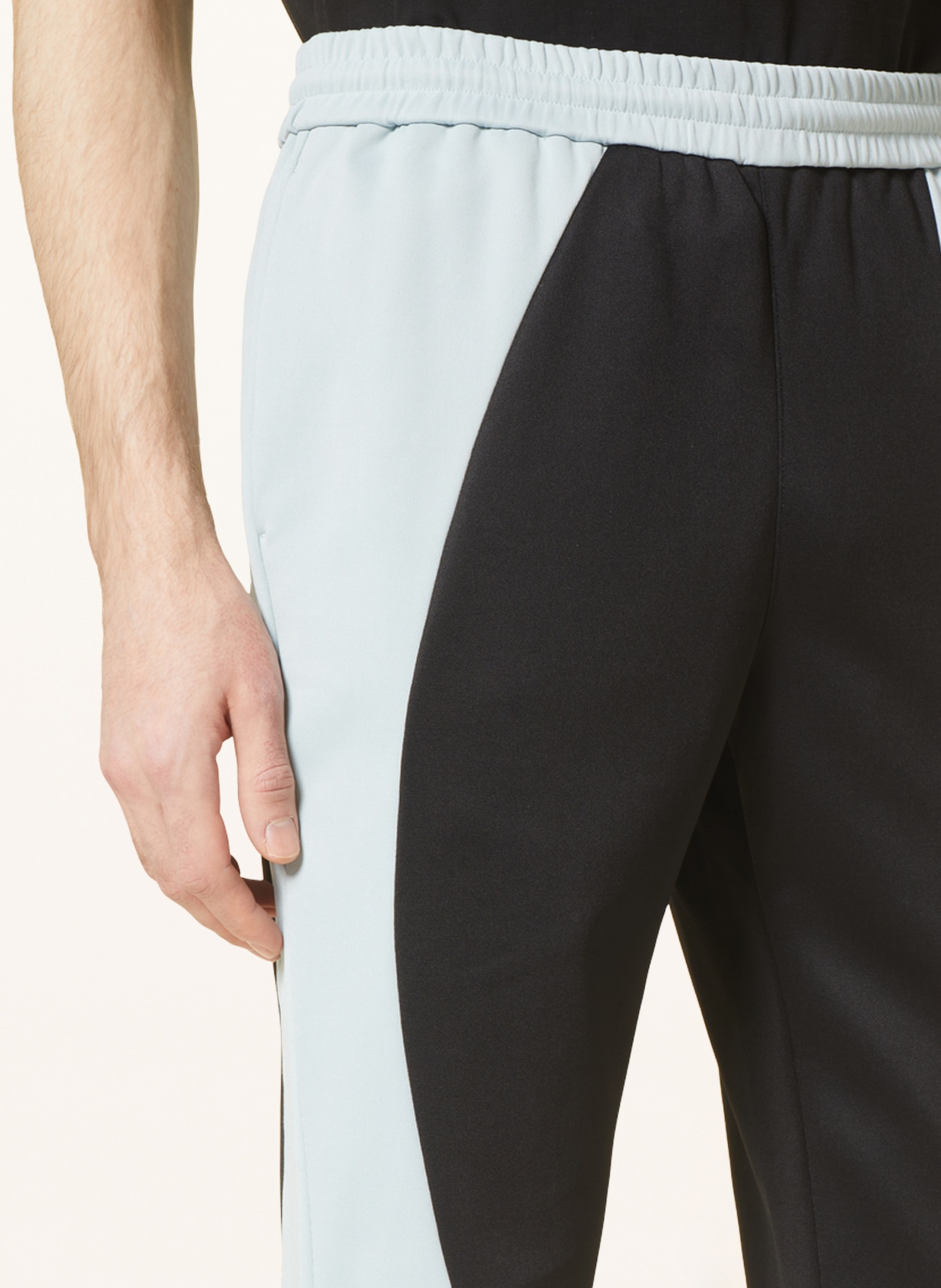 Off-White Kalhoty v joggingovém stylu, Barva: ČERNÁ/ SVĚTLE ŠEDÁ (Obrázek 5)