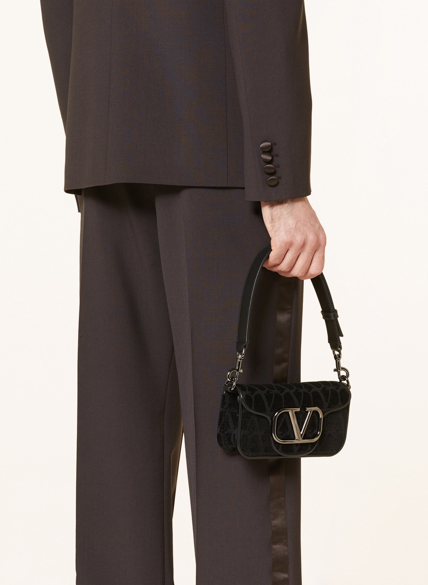 VALENTINO GARAVANI Crossbody bag VLOGO, Color: BLACK (Image 4)