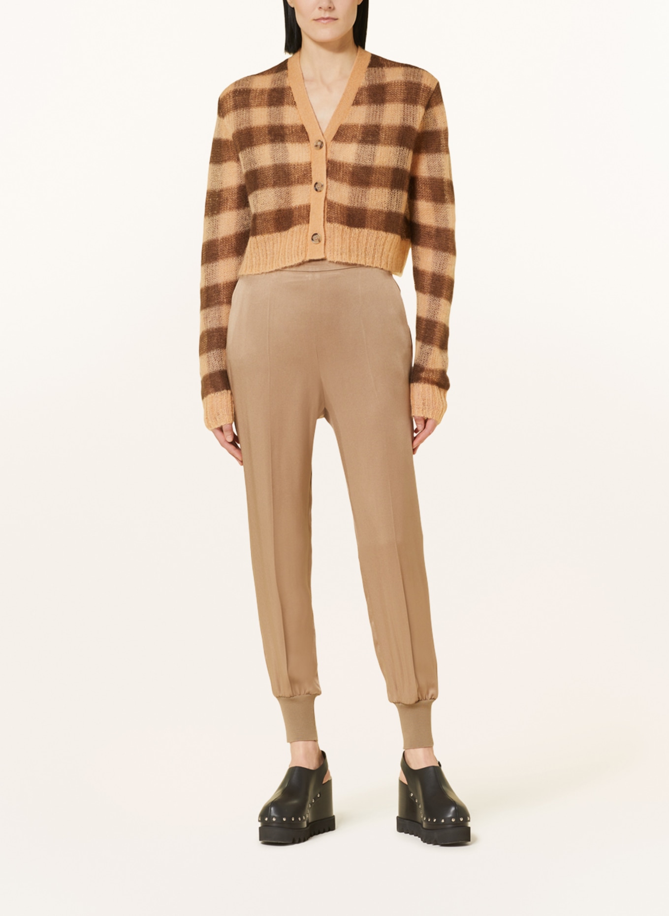 STELLA McCARTNEY Trousers in jogger style in satin, Color: TAUPE (Image 2)