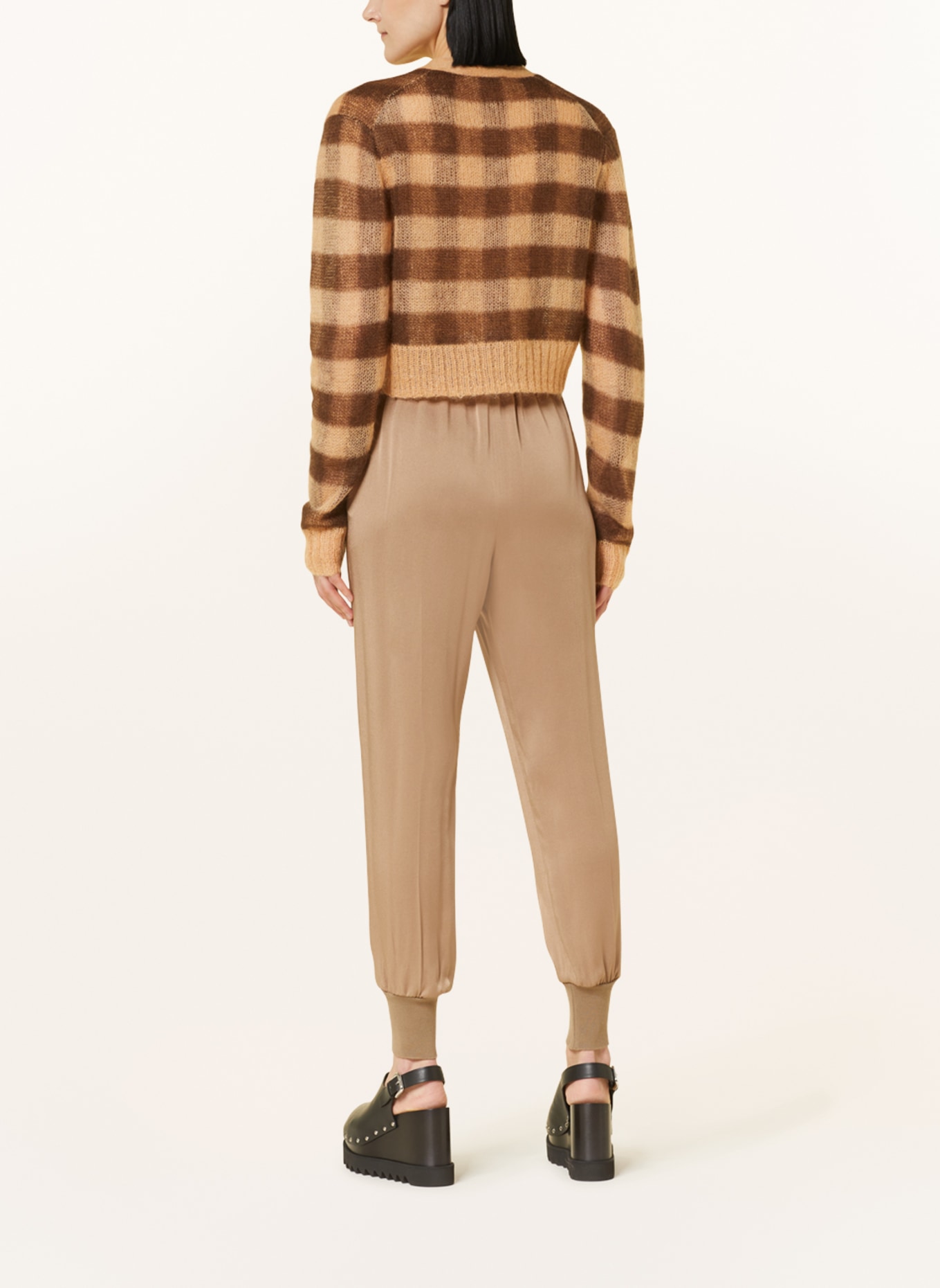 STELLA McCARTNEY Trousers in jogger style in satin, Color: TAUPE (Image 3)