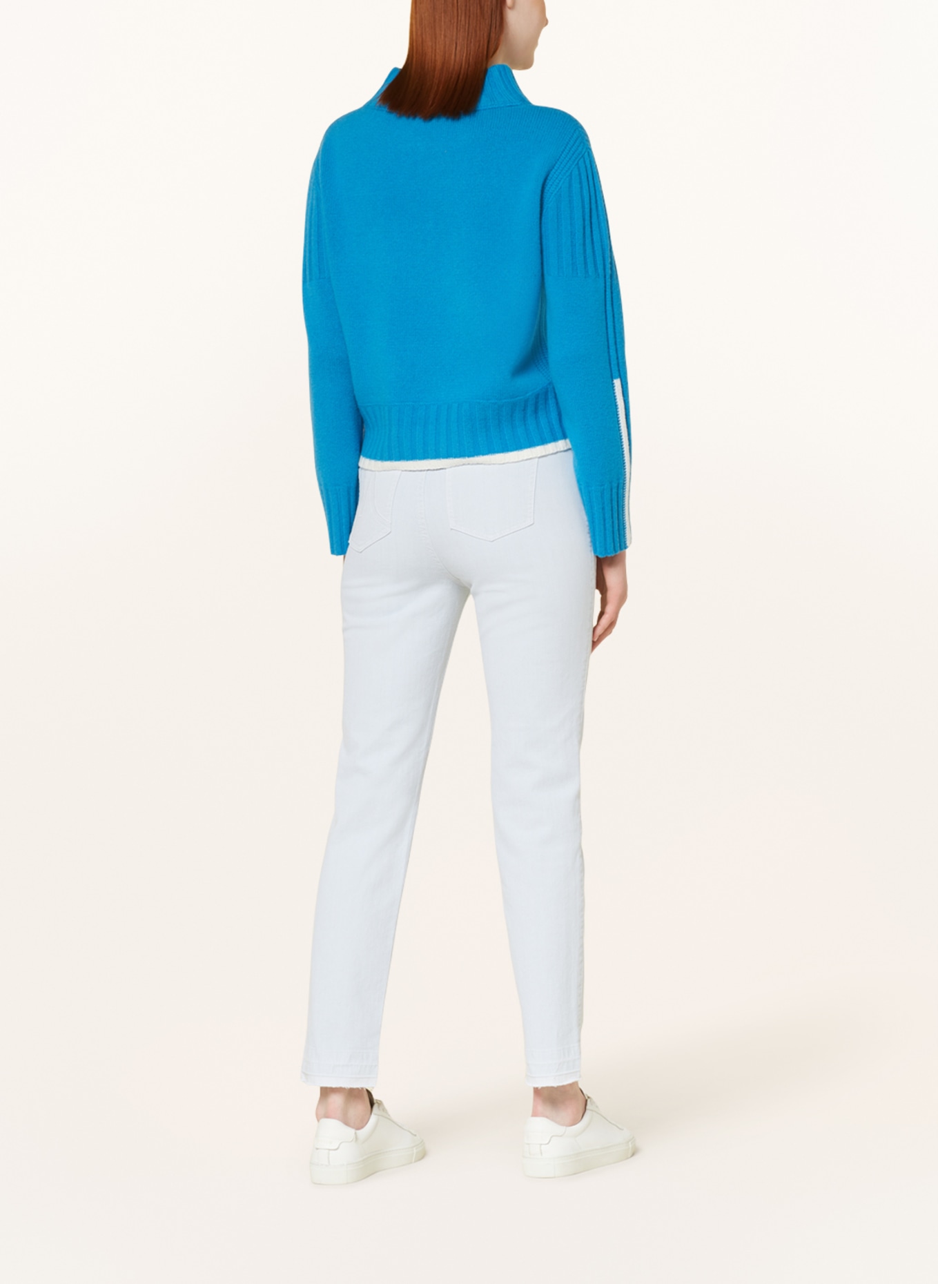 MARC CAIN Jeans SILEA, Farbe: 304 soft powder blue (Bild 3)