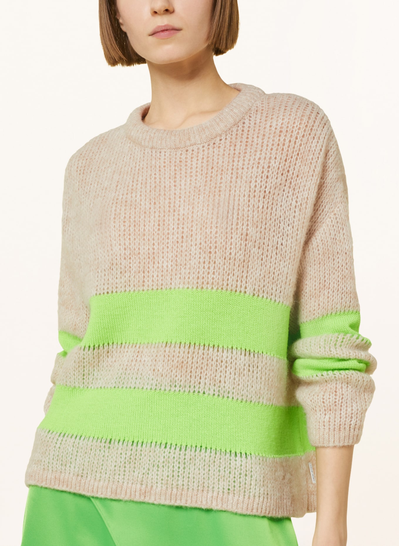 MARC CAIN Sweater with alpaca, Color: 548 bright shocking green (Image 4)