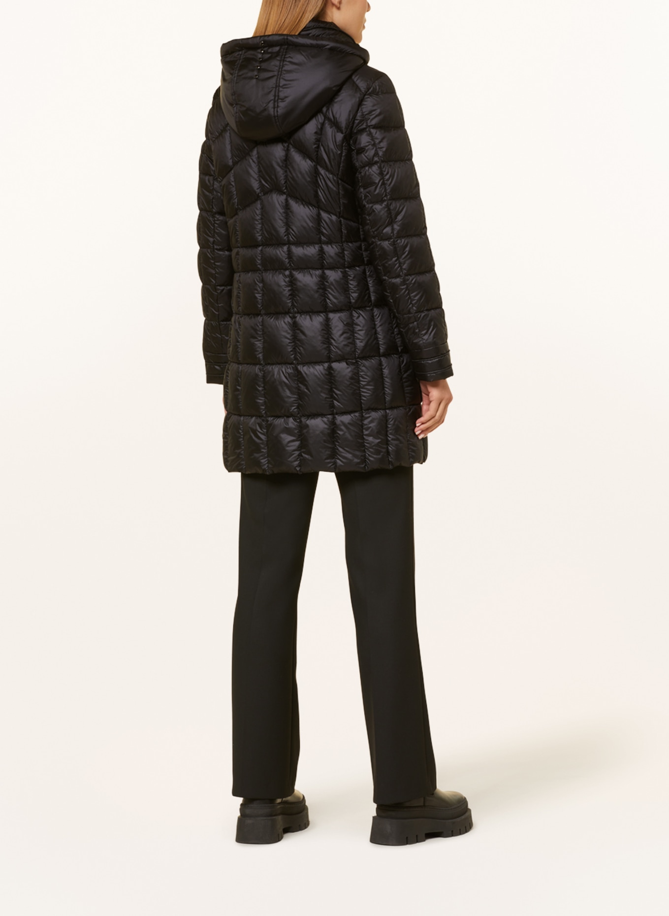 GIL BRET Quilted coat with DUPONT™ SORONA® insulation, Color: BLACK (Image 3)