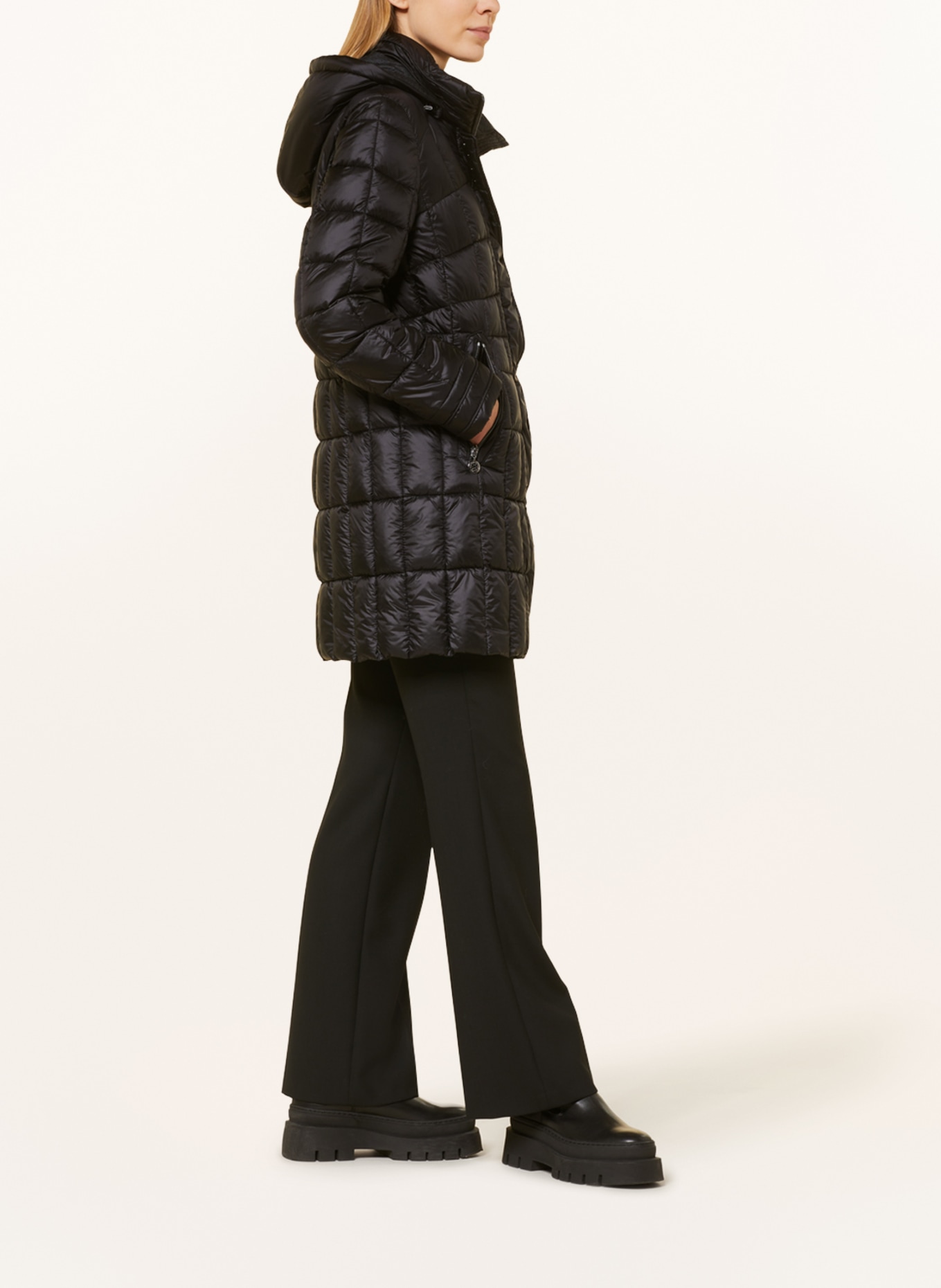 GIL BRET Quilted coat with DUPONT™ SORONA® insulation, Color: BLACK (Image 4)