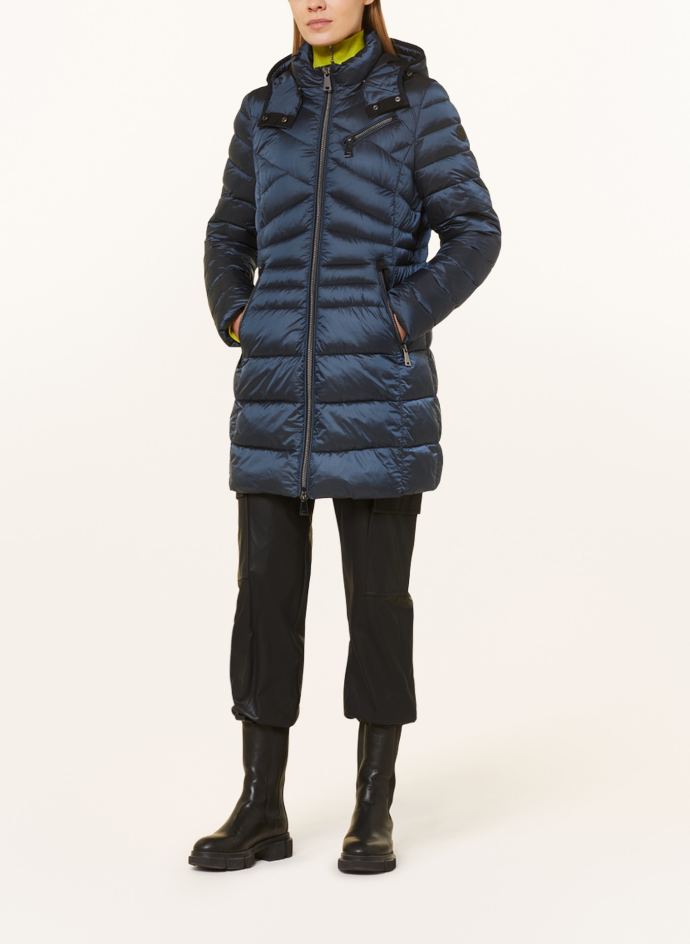 GIL BRET Quilted coat with DUPONT™ SORONA® insulation, Color: DARK BLUE (Image 2)