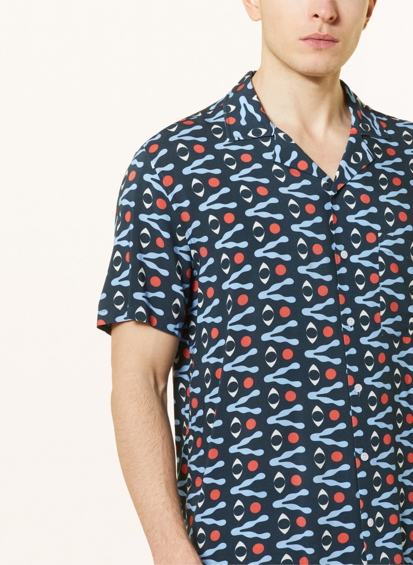 arrels BARCELONA Resorthemd PETROL EYE × DAVID VANADIA Comfort Fit, Farbe: DUNKELBLAU/ HELLBLAU/ ROT (Bild 4)