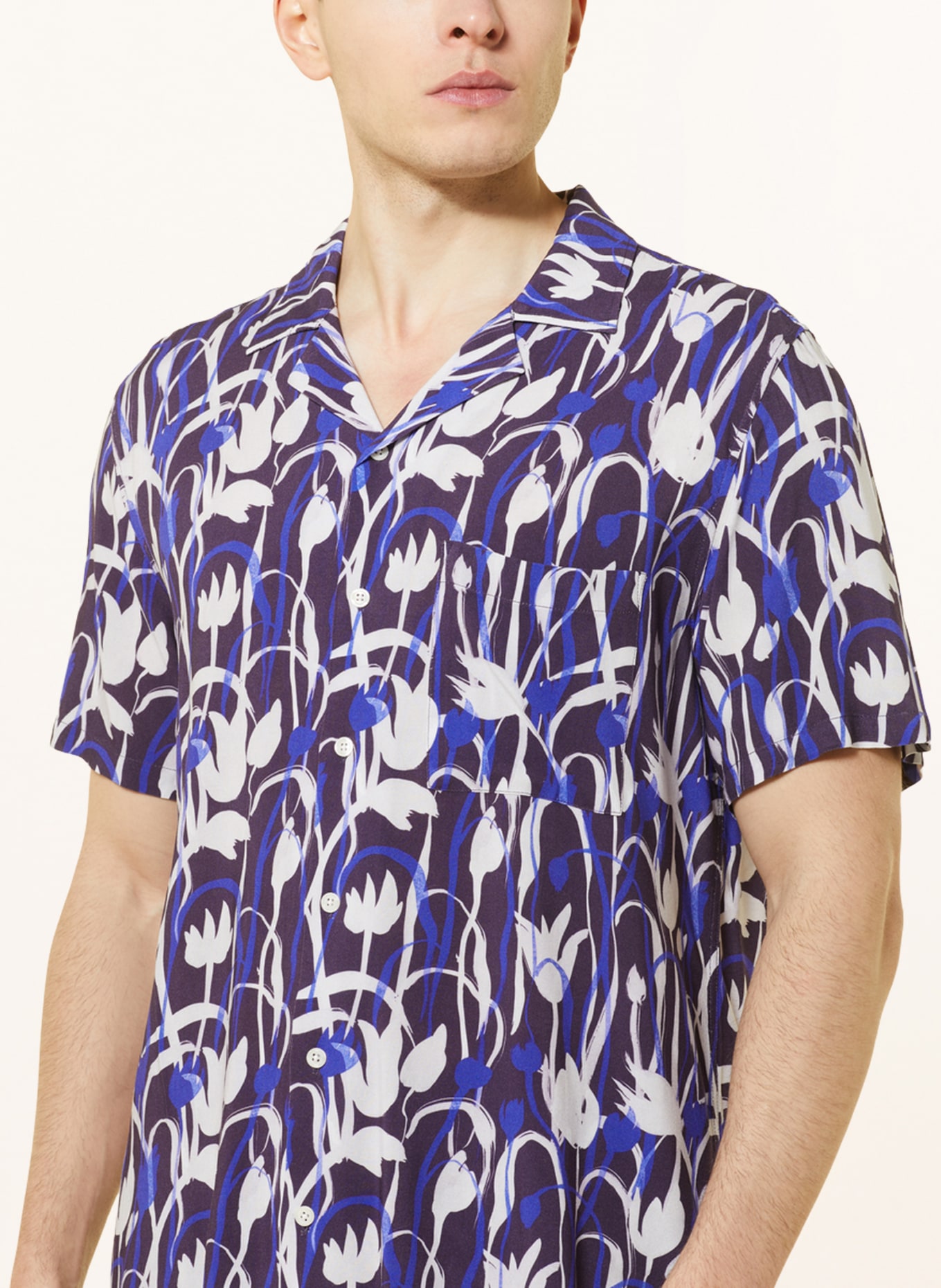 arrels BARCELONA Koszula z klapami PURPLE TULIPS × CECILIA CARLSTED comfort fit, Kolor: LILA/ BIAŁY (Obrazek 4)