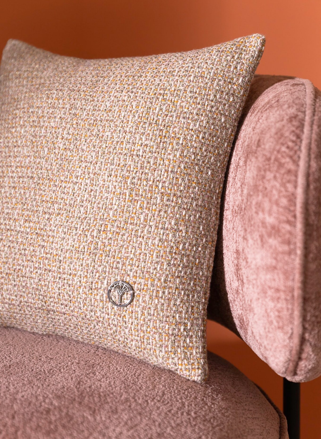 JOOP! Decorative cushion cover JOOP! GRAND in bouclé with glitter thread, Color: ROSE (Image 3)