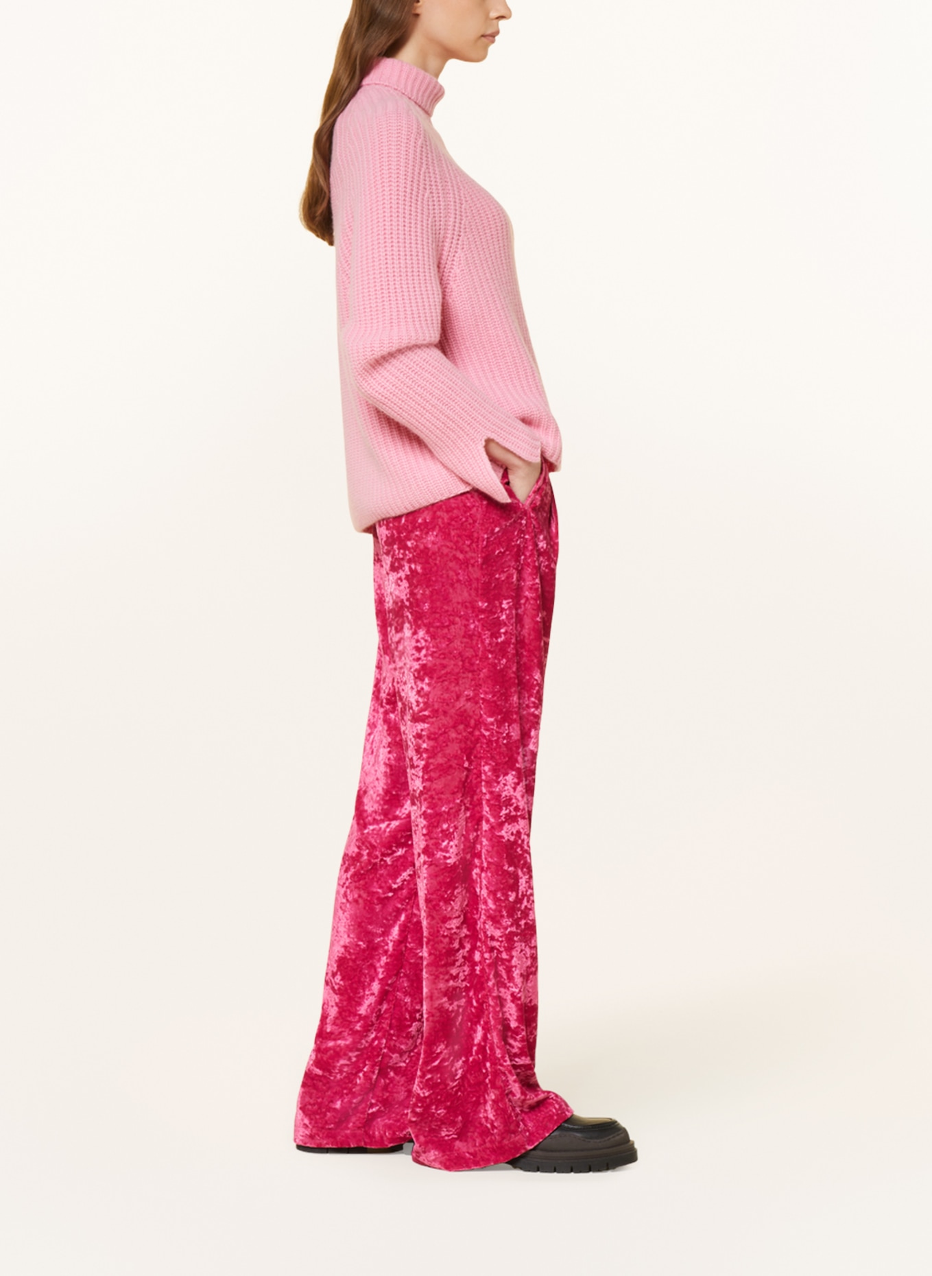 SEM PER LEI Wide leg trousers made of velvet, Color: PINK (Image 4)