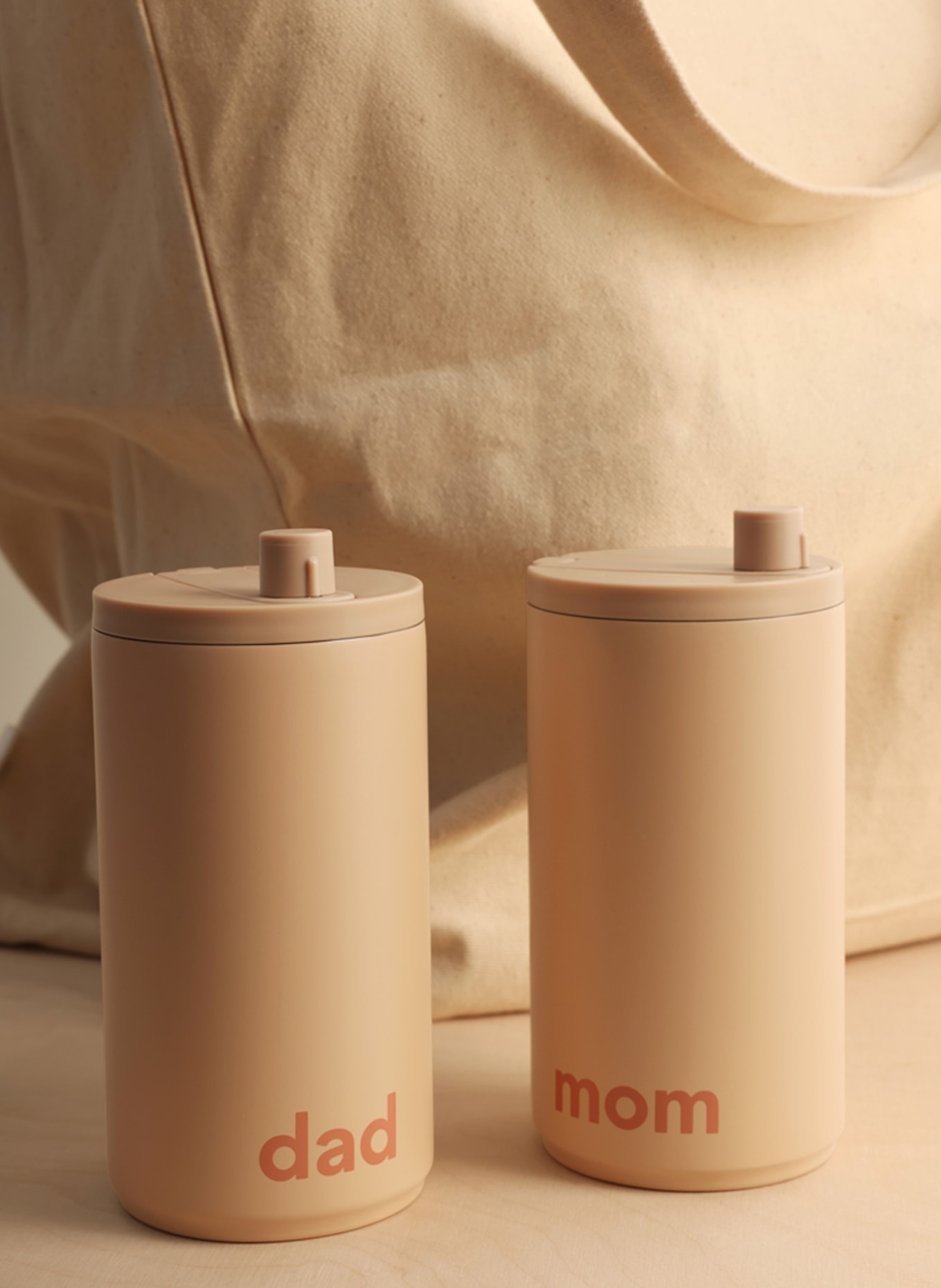 DESIGN LETTERS Thermos mug MOM, Color: BEIGE (Image 2)