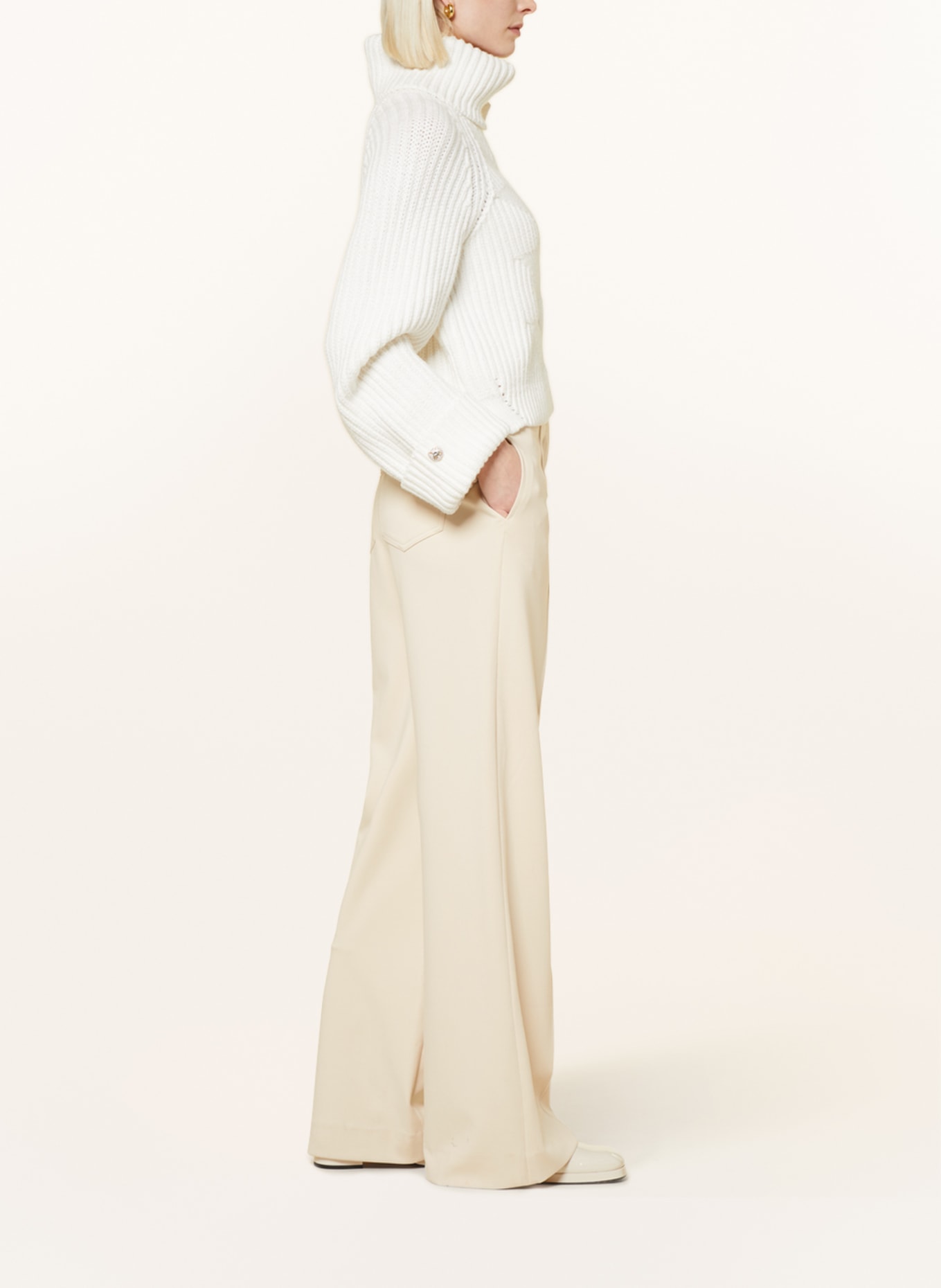 GUESS Wide leg trousers BRISILDA in cream