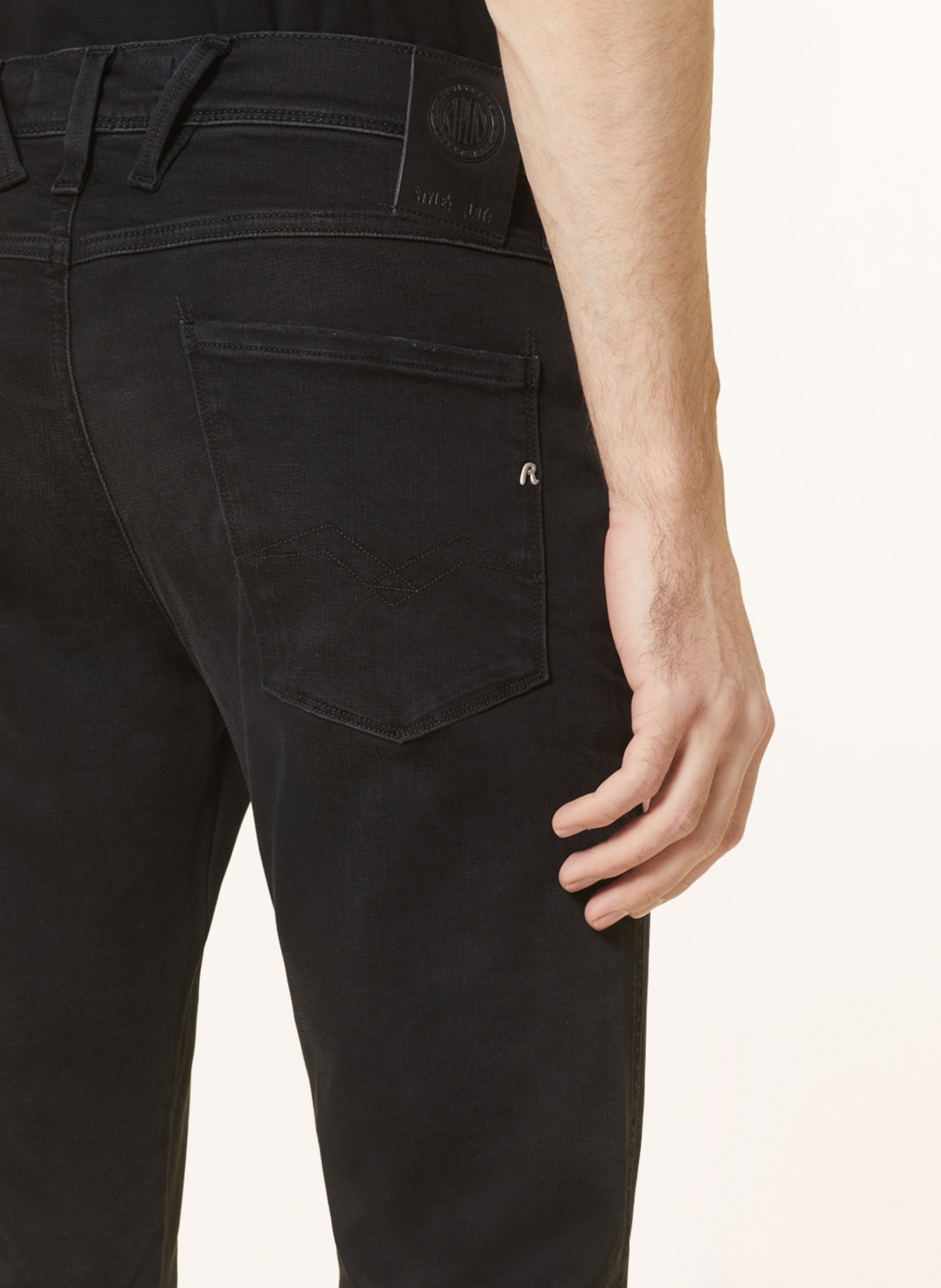 REPLAY Jeans ANBASS slim fit, Color: BLACK (Image 5)